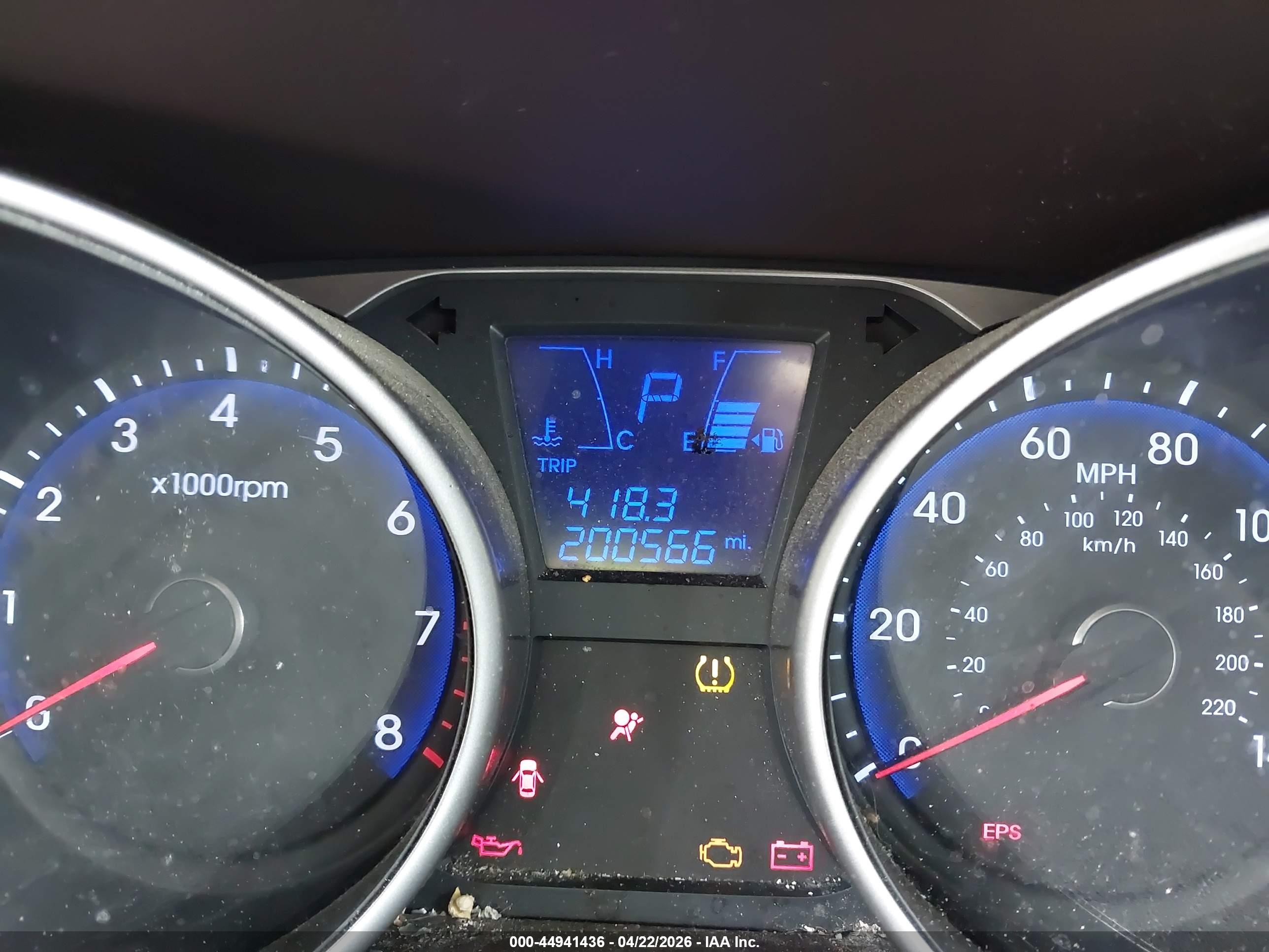 HYUNDAI TUCSON image 7