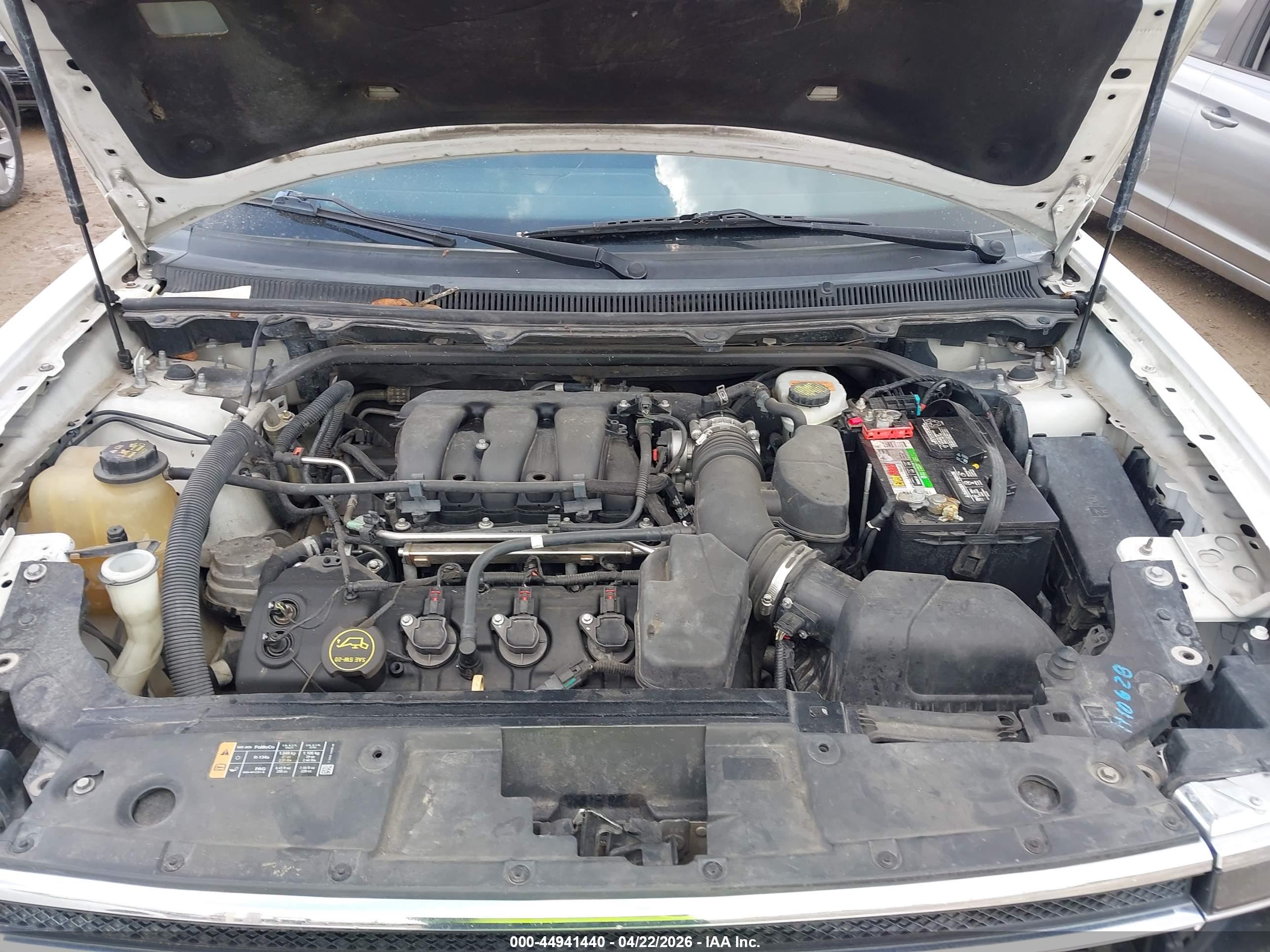 FORD FLEX image 10