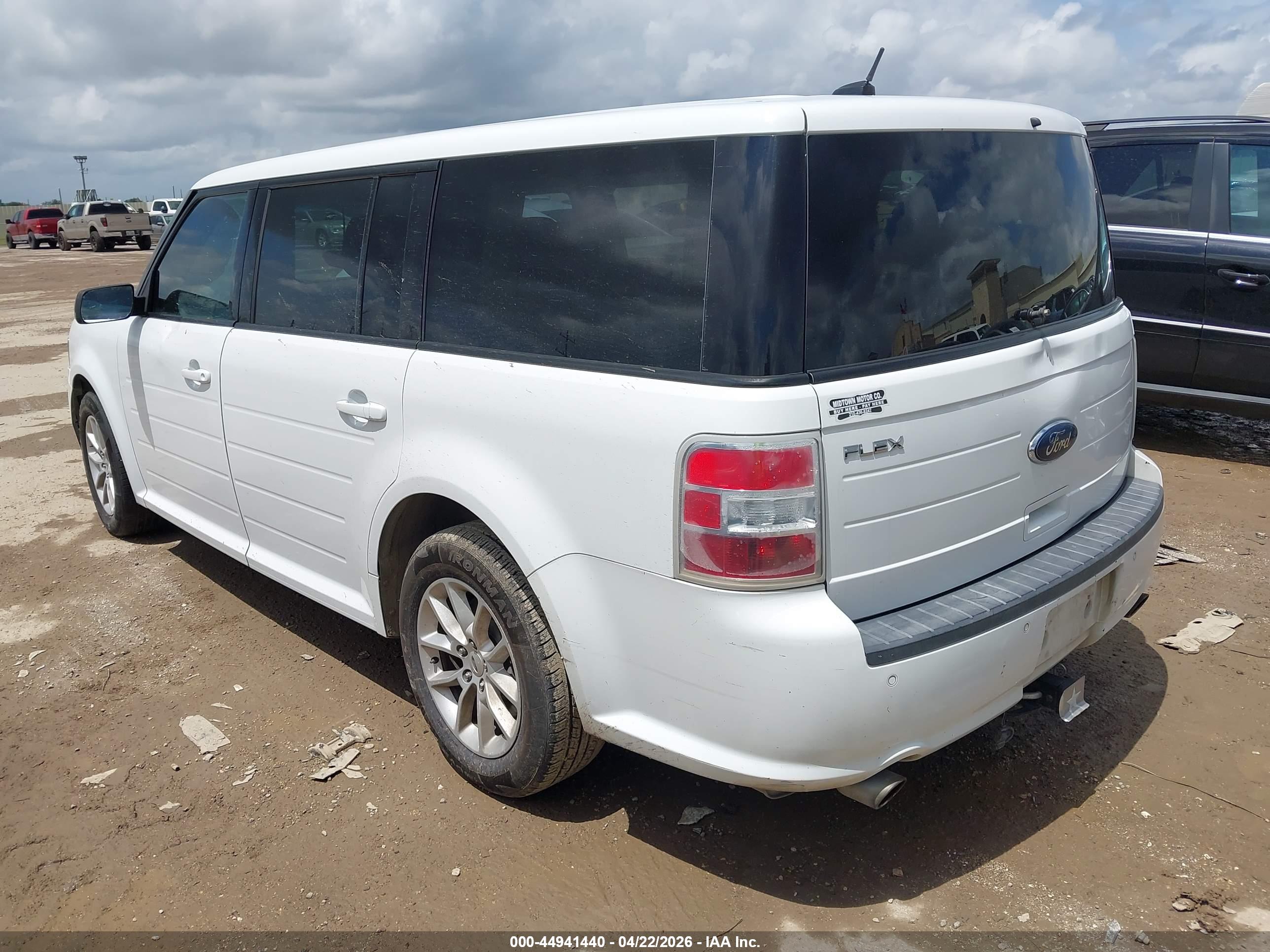 FORD FLEX image 3