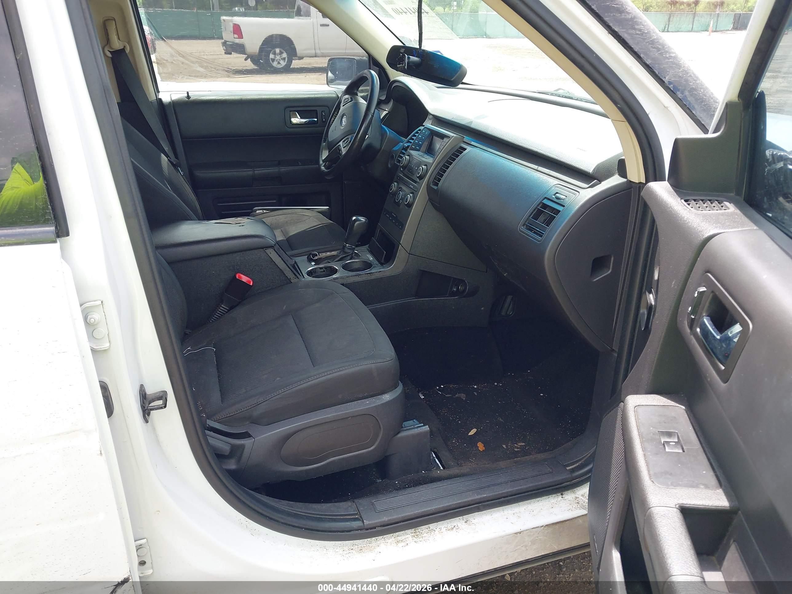FORD FLEX image 5