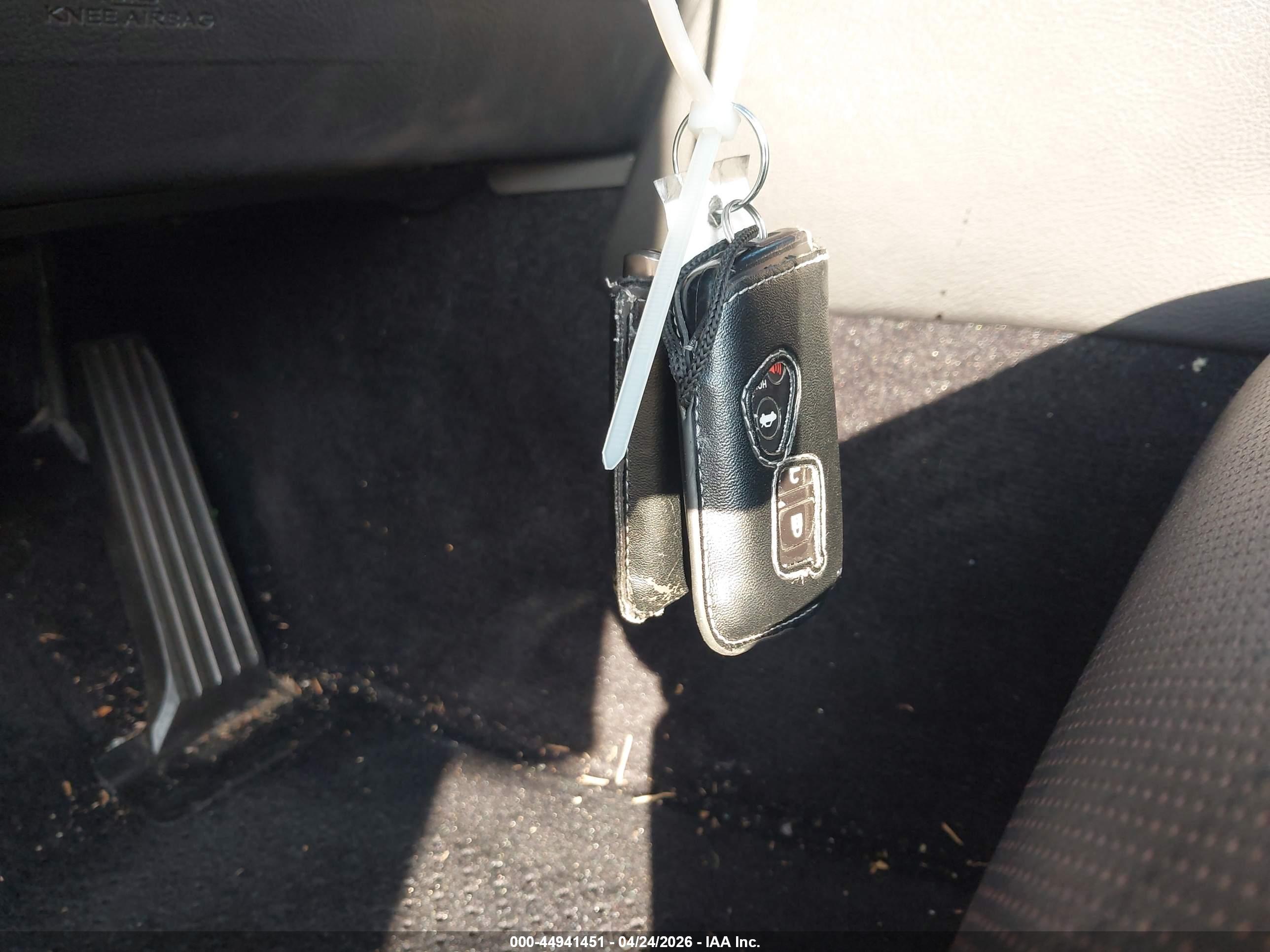 LEXUS LS image 11