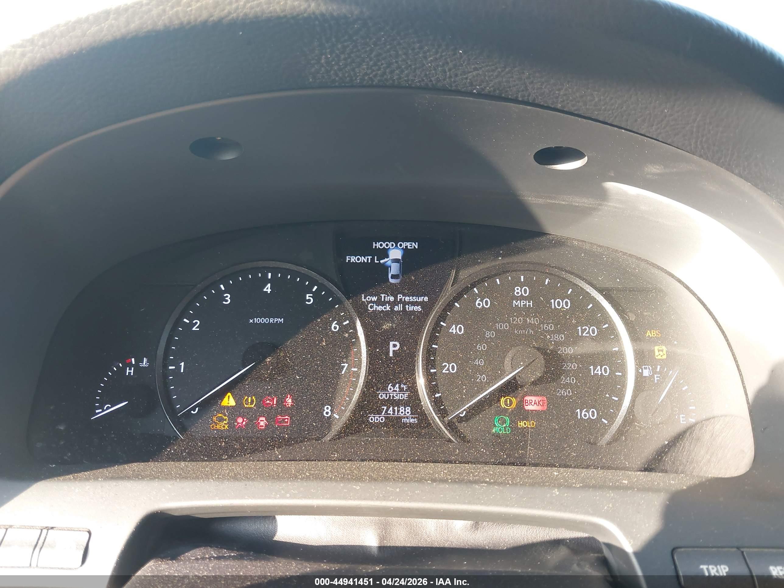 LEXUS LS image 7