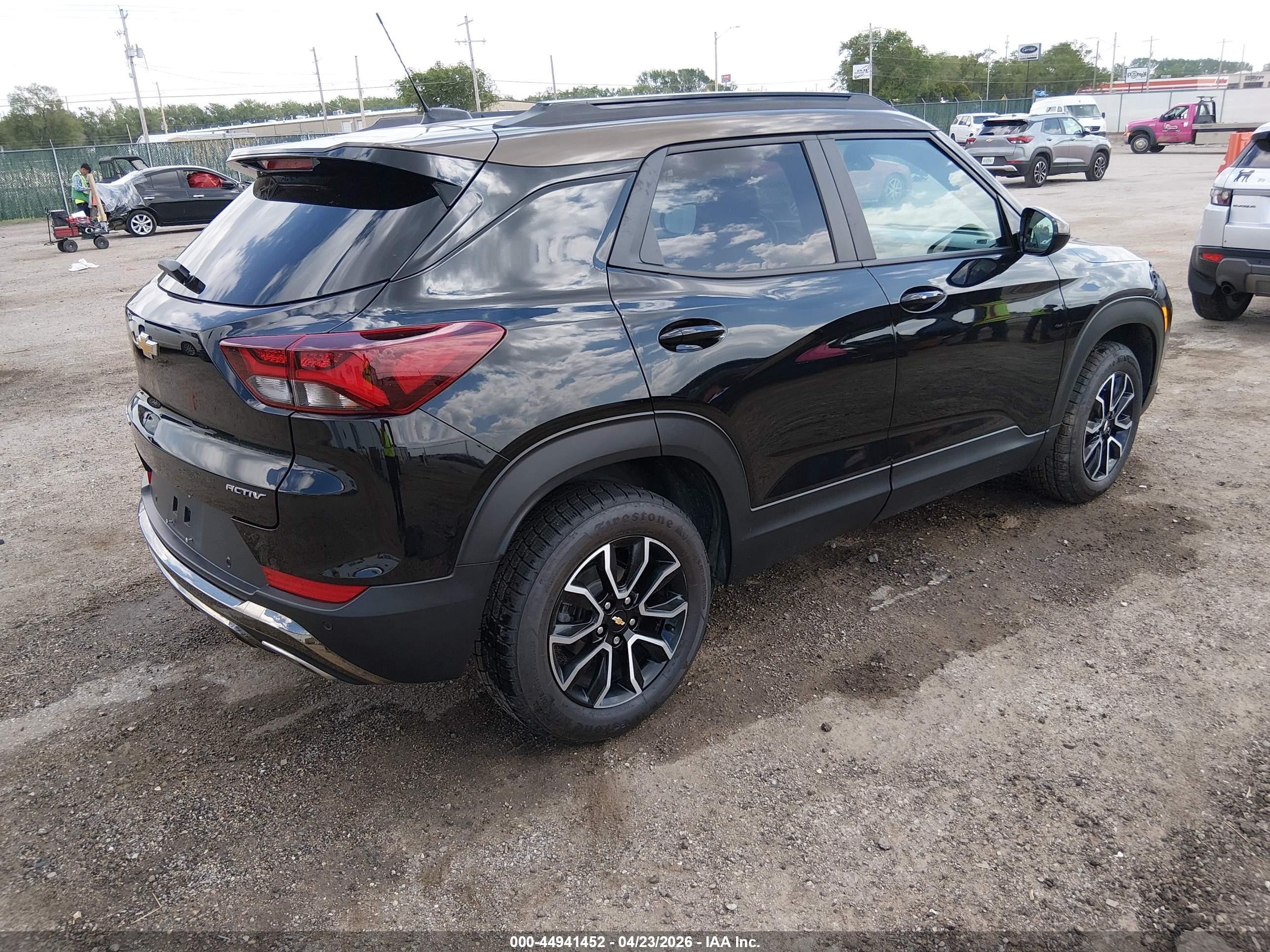 CHEVROLET TRAILBLAZER image 4
