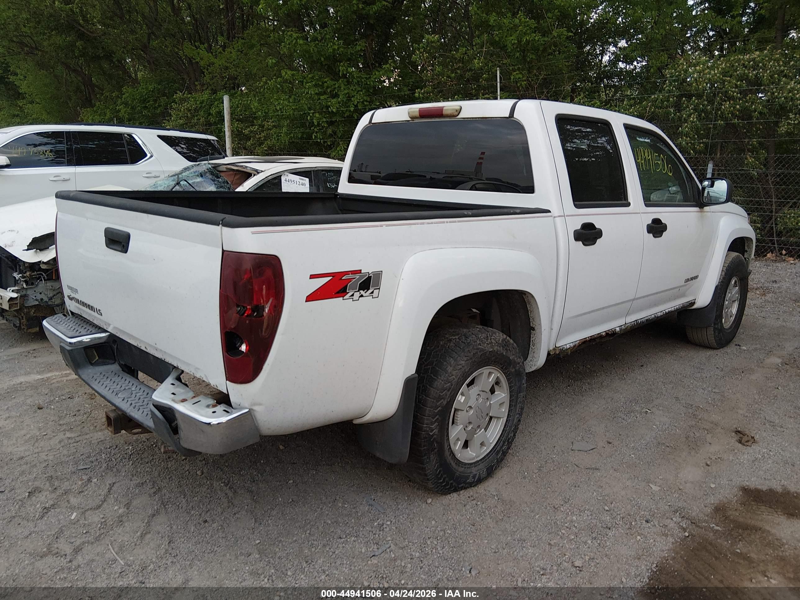 CHEVROLET COLORADO image 6