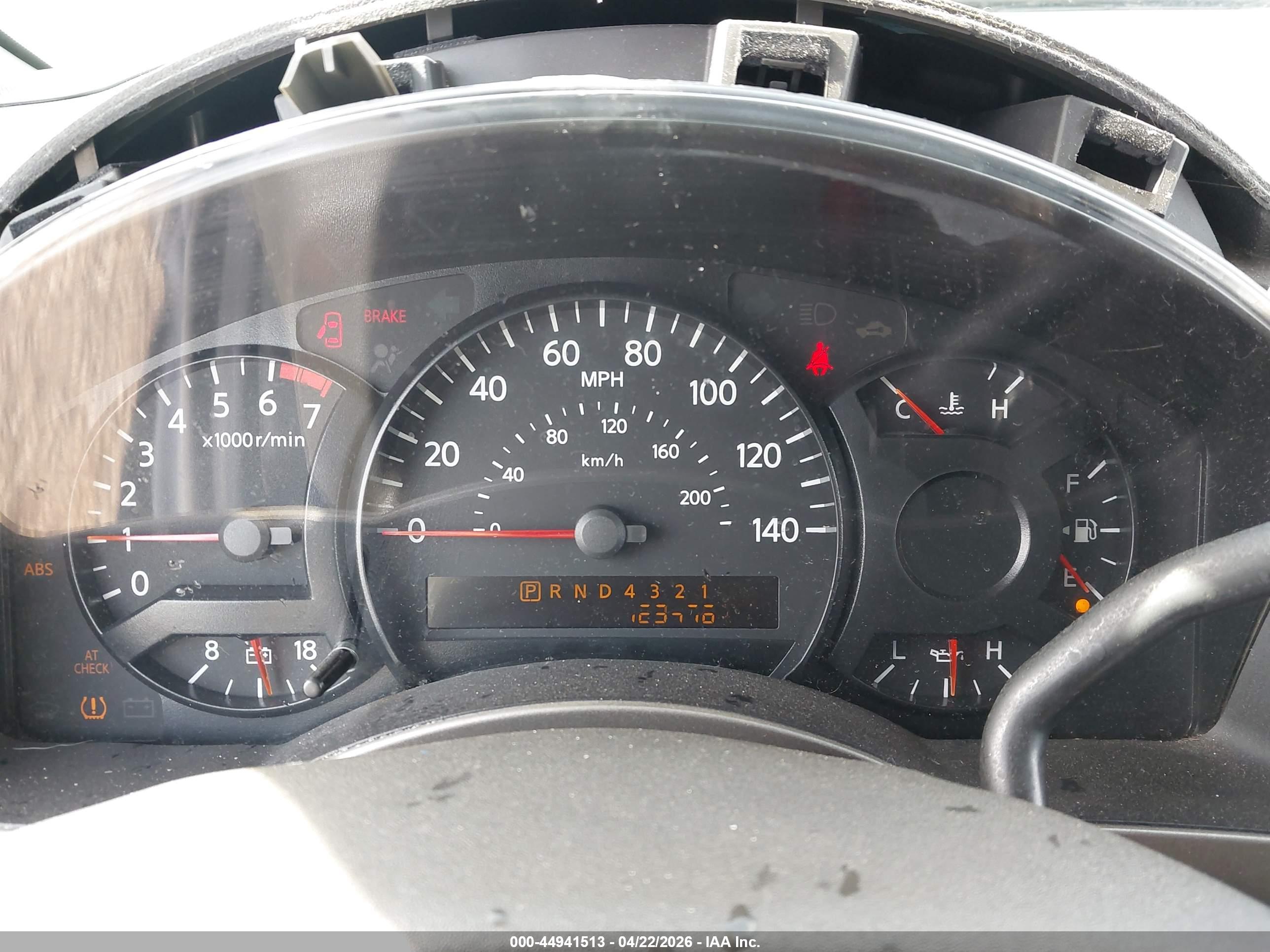 NISSAN TITAN image 7