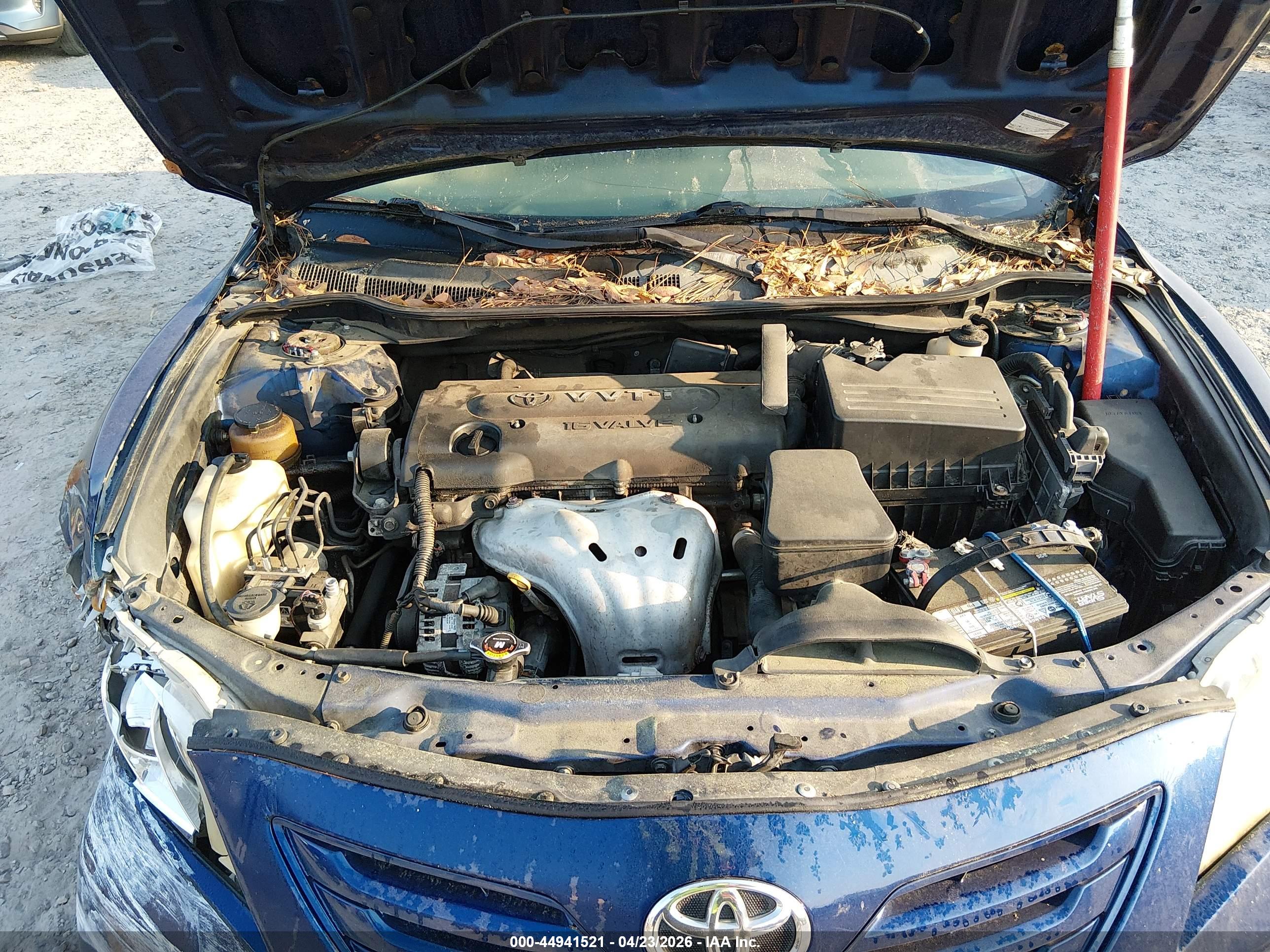 TOYOTA CAMRY image 10
