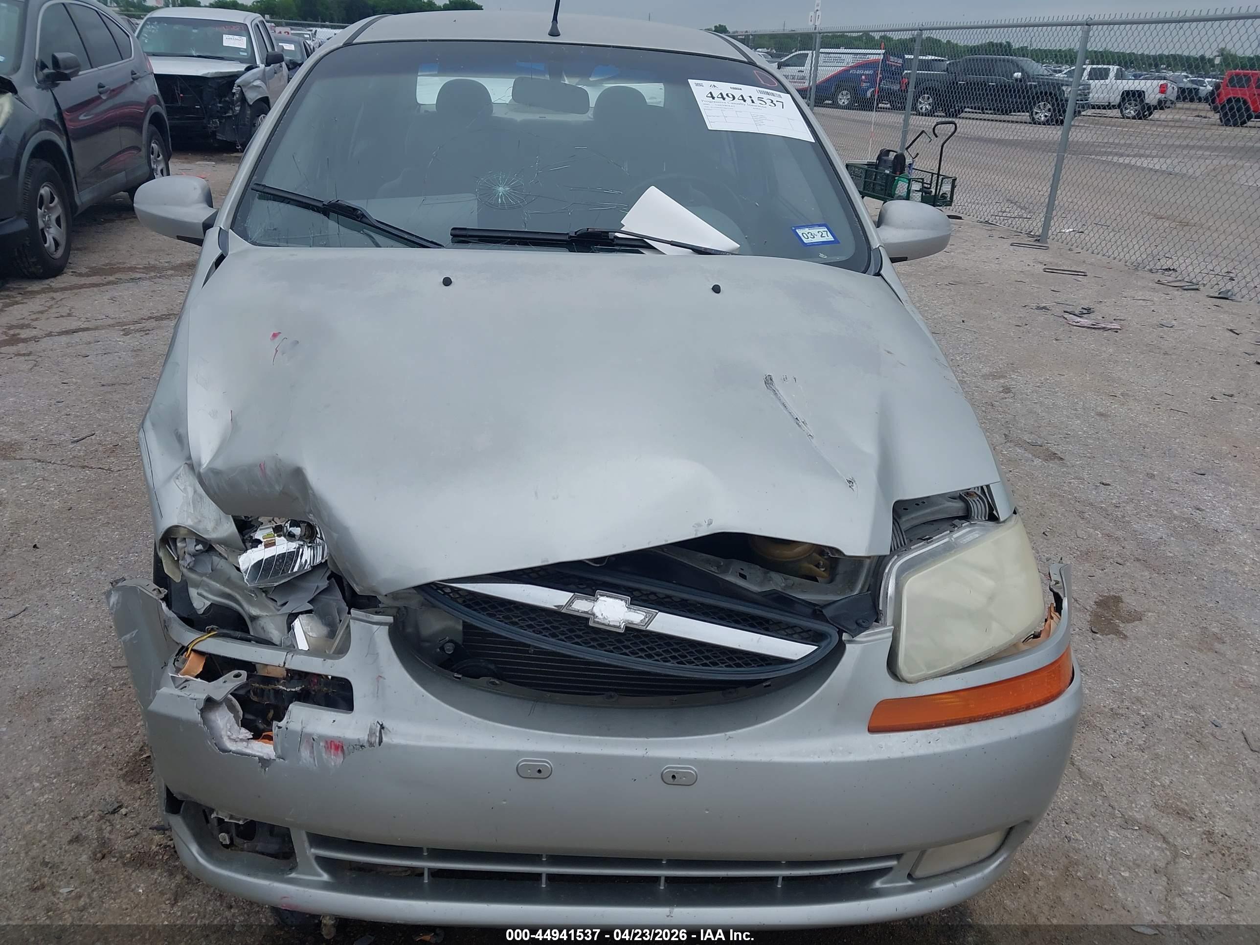 CHEVROLET AVEO image 6