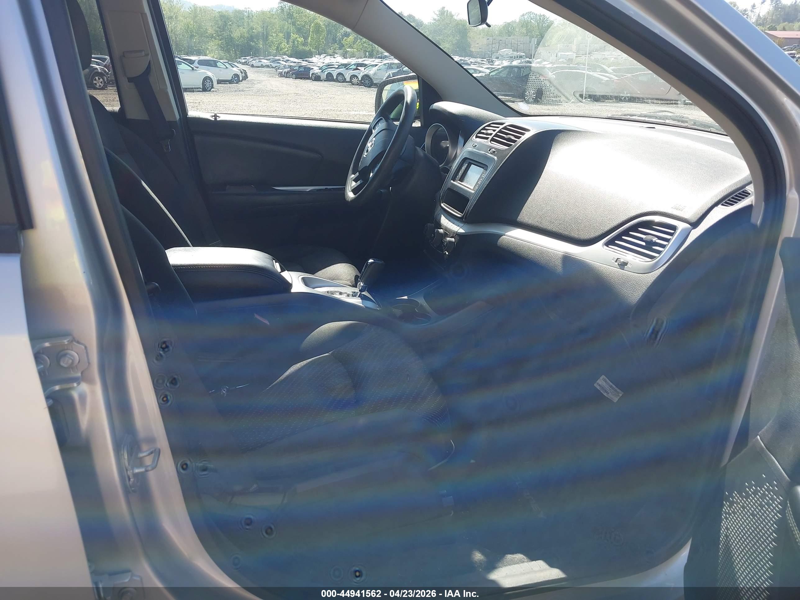 DODGE JOURNEY image 5