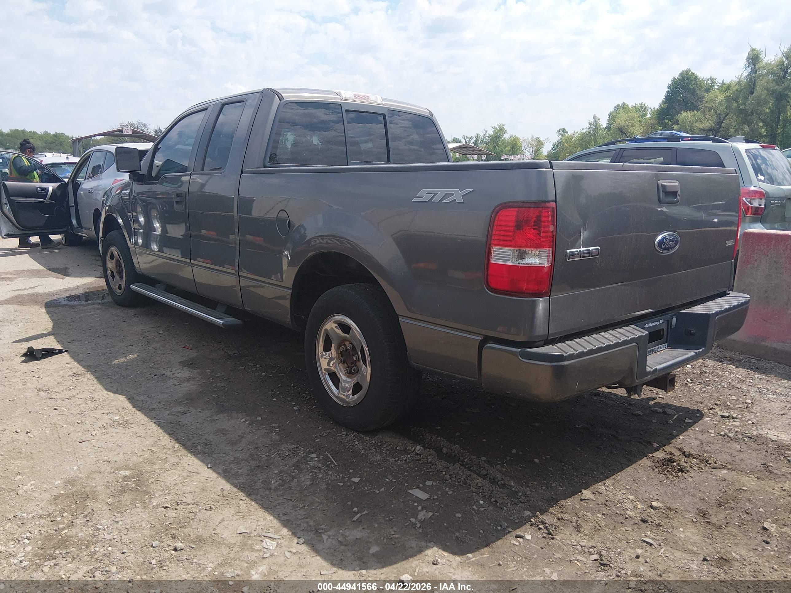 FORD F-150 image 3