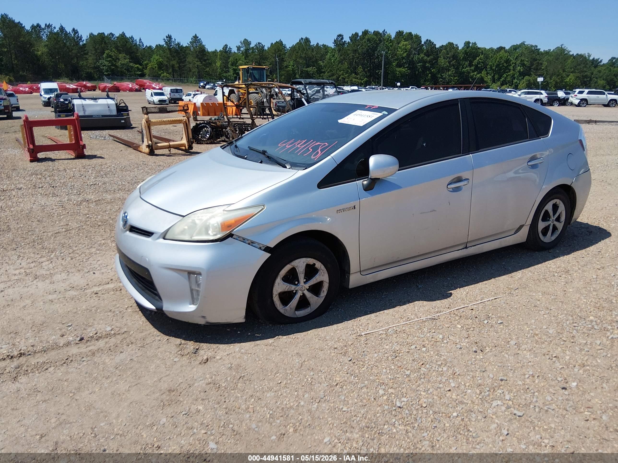 TOYOTA PRIUS image 2