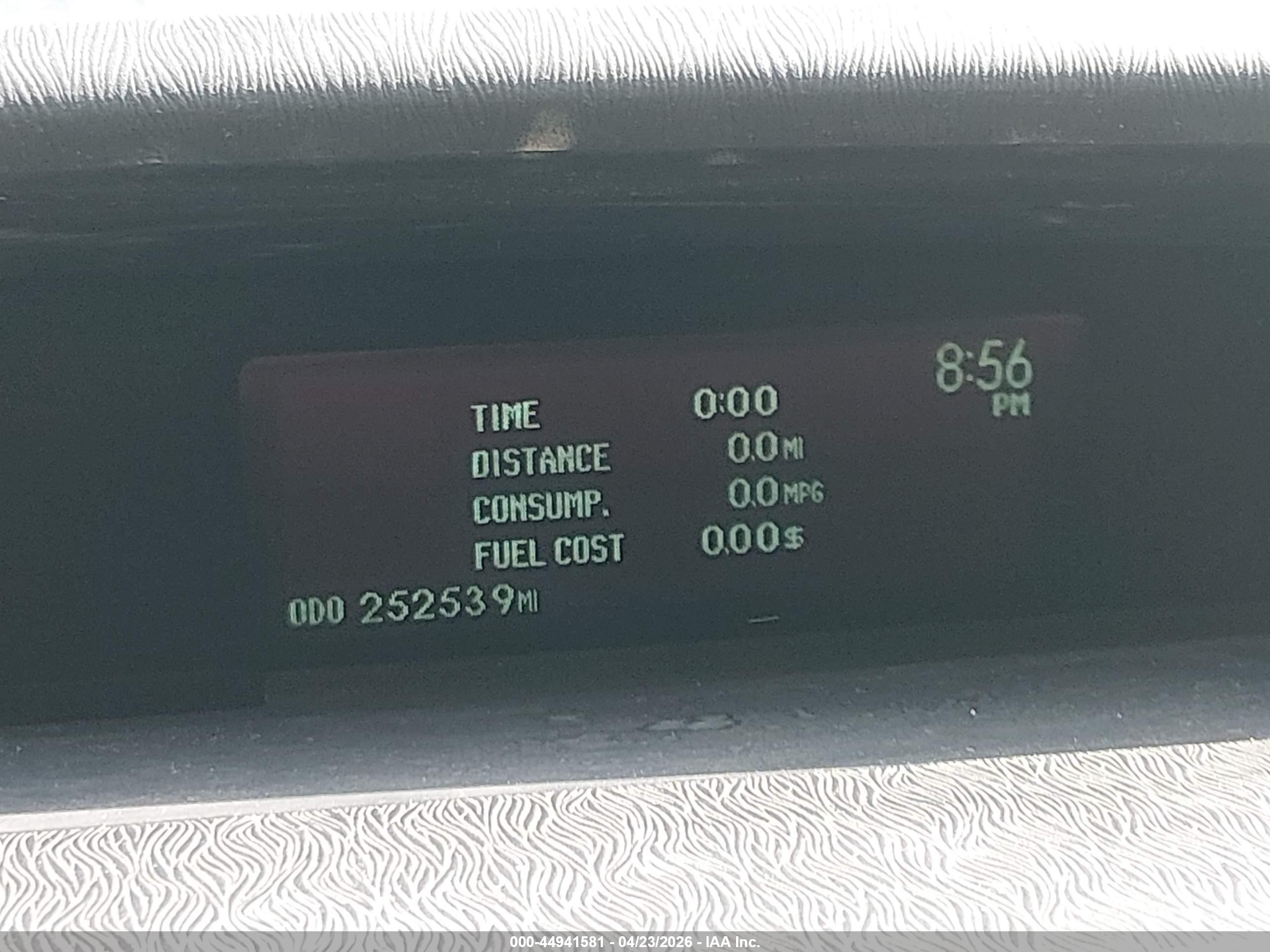 TOYOTA PRIUS image 7