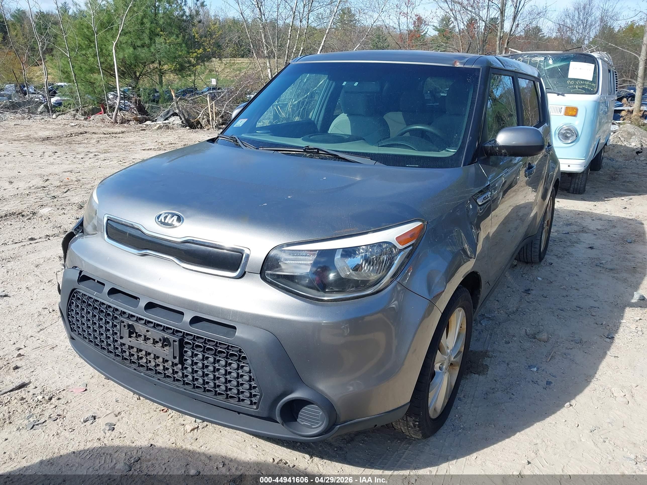 KIA SOUL image 2