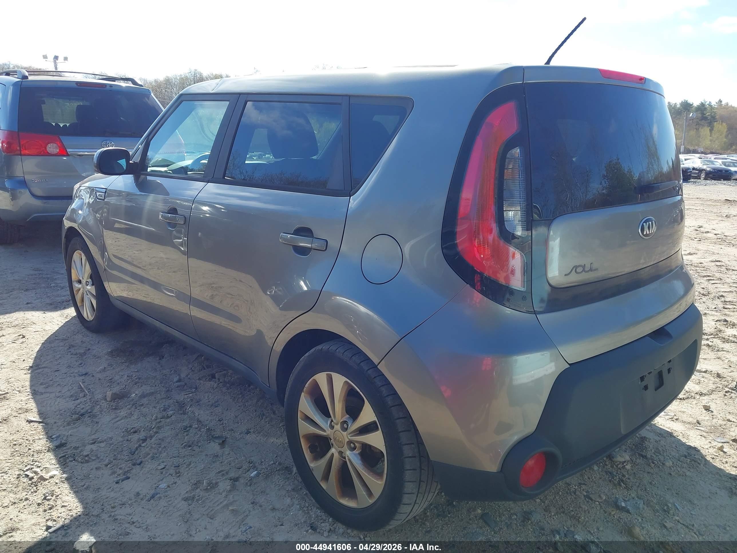 KIA SOUL image 3