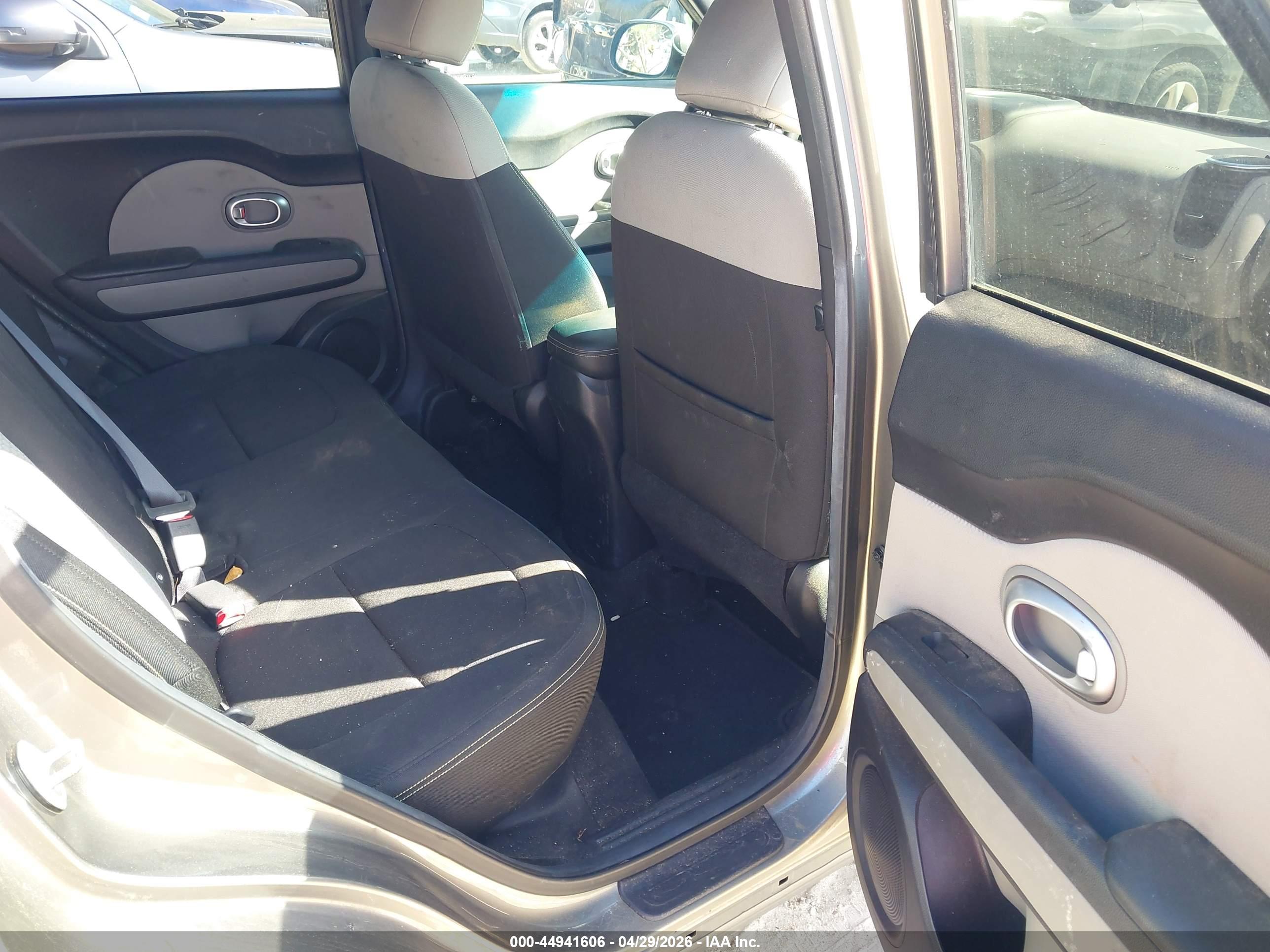 KIA SOUL image 8