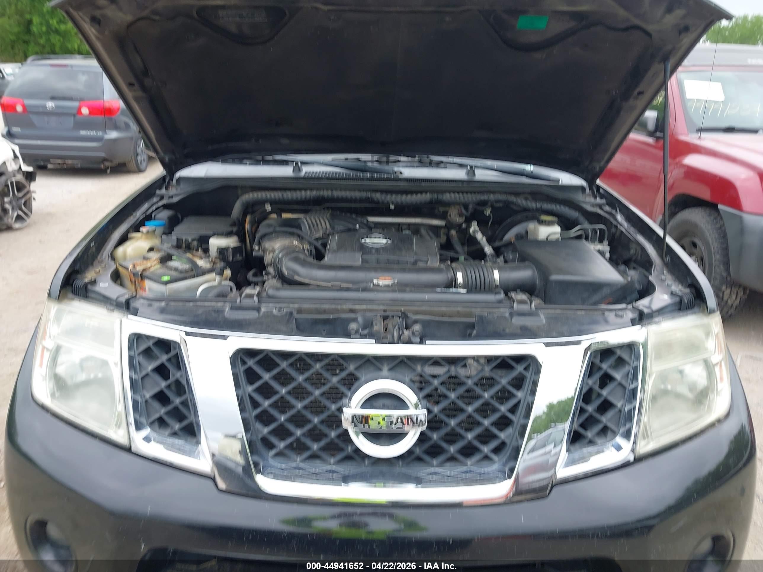 NISSAN PATHFINDER image 10