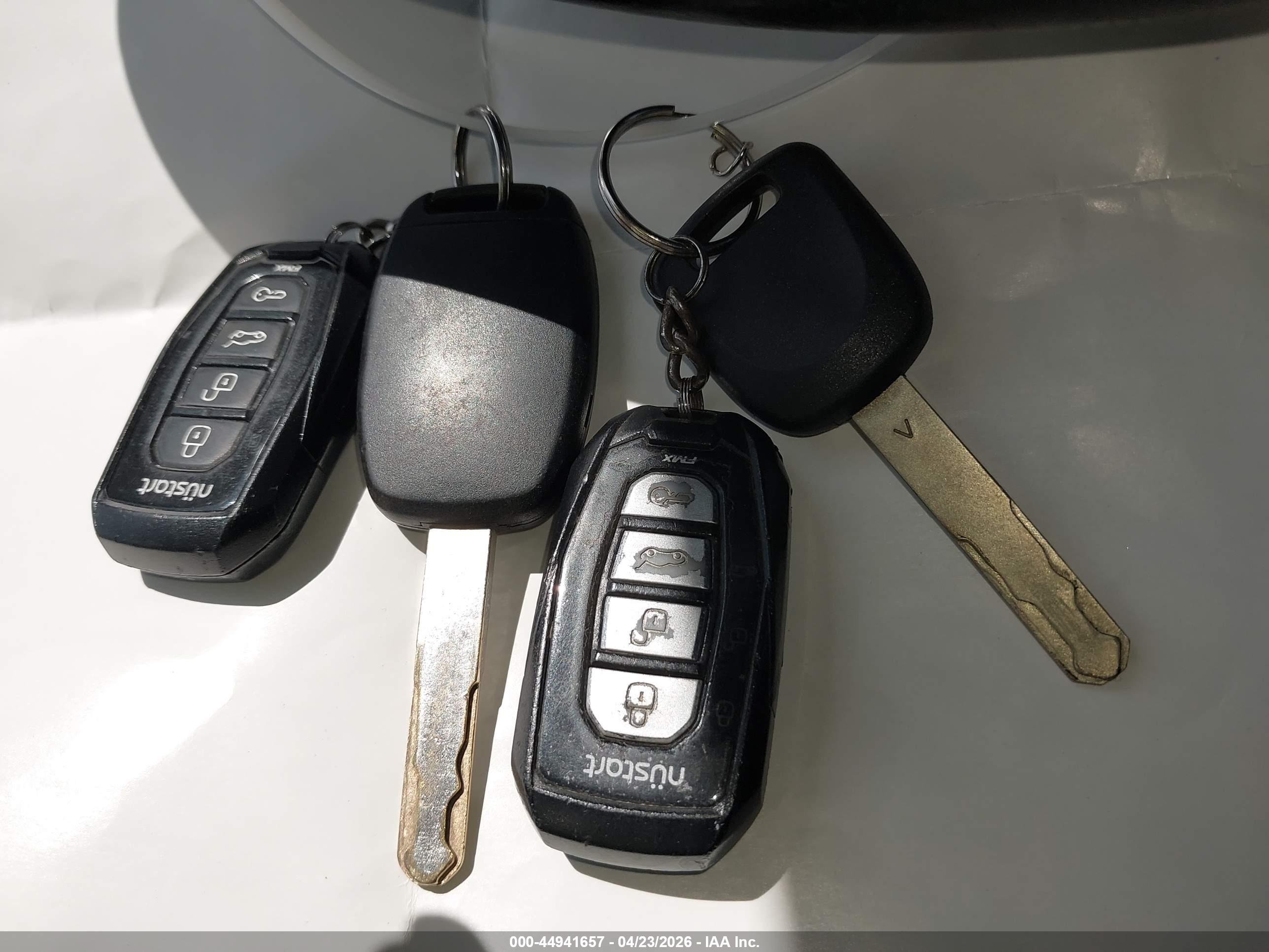 HONDA PILOT image 11