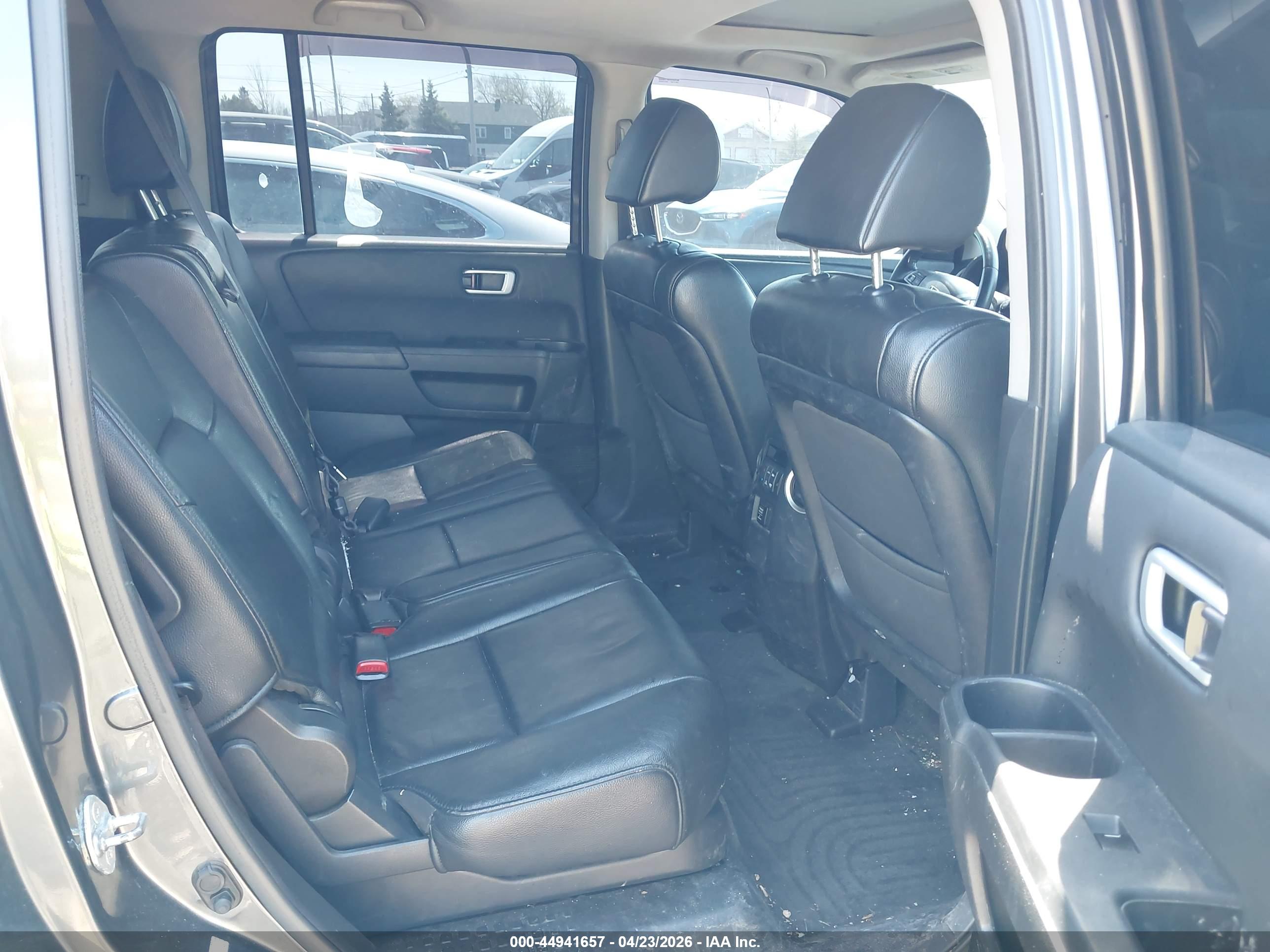 HONDA PILOT image 8