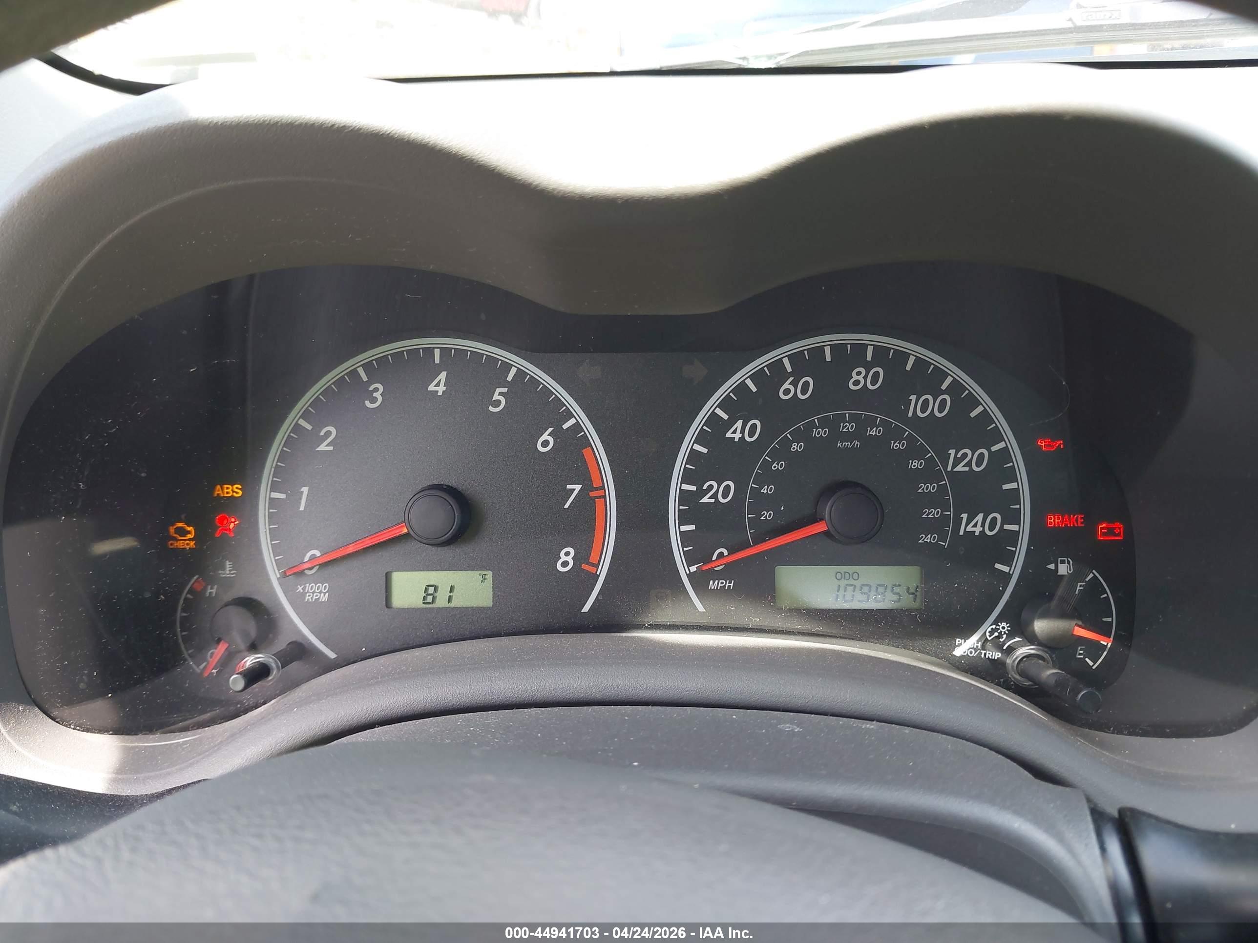 TOYOTA COROLLA image 7