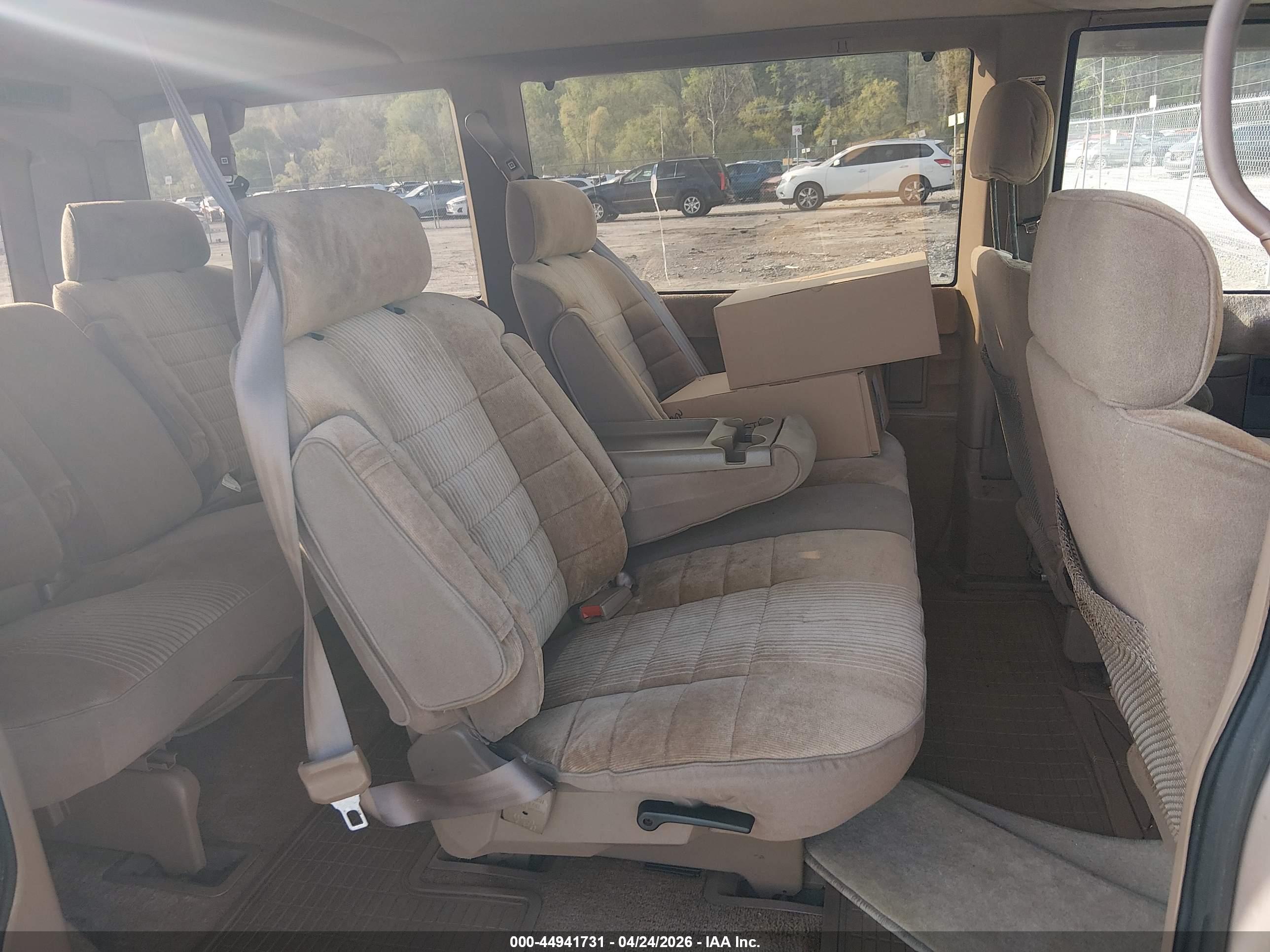 CHEVROLET ASTRO image 8