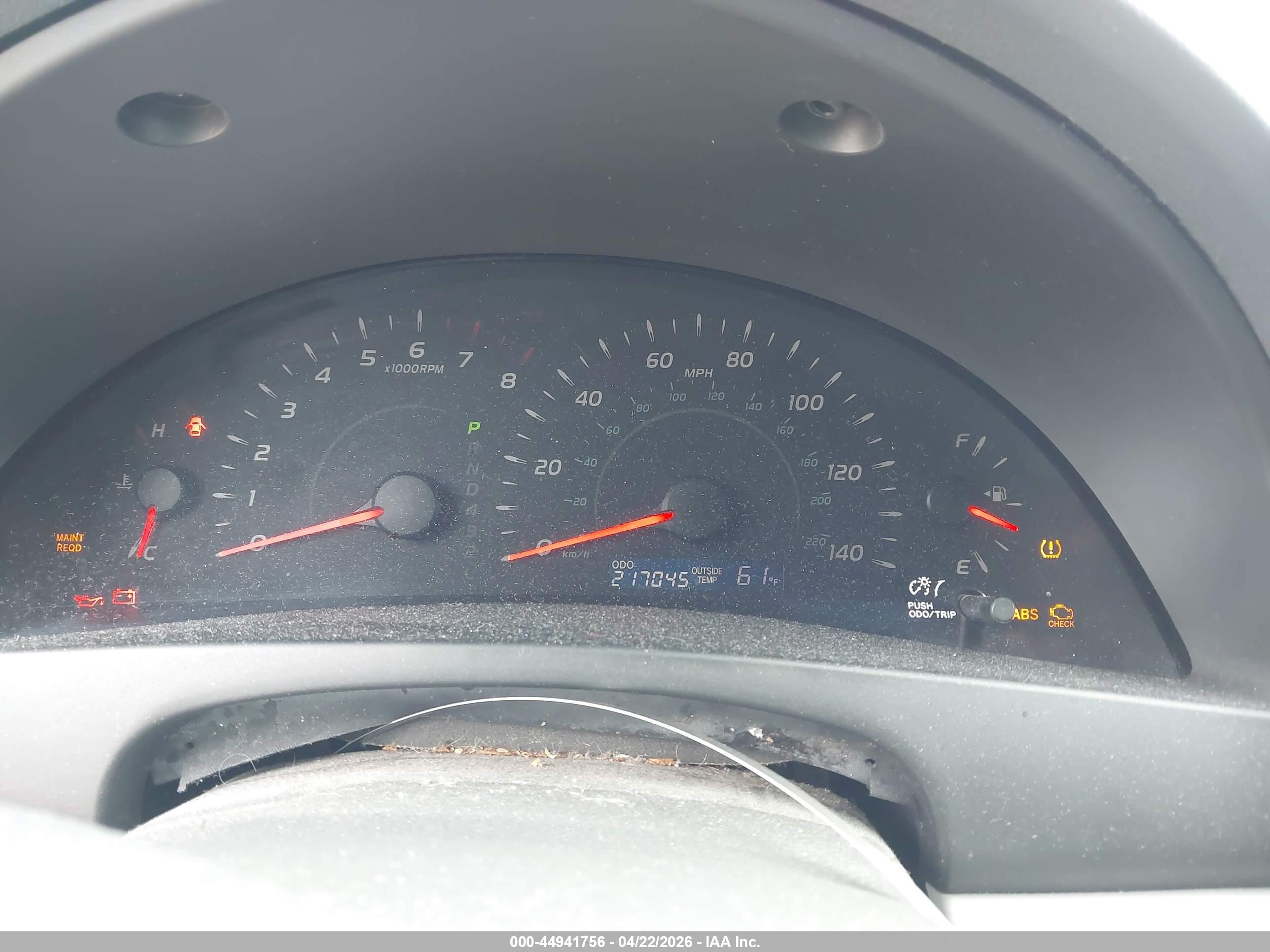 TOYOTA CAMRY image 7