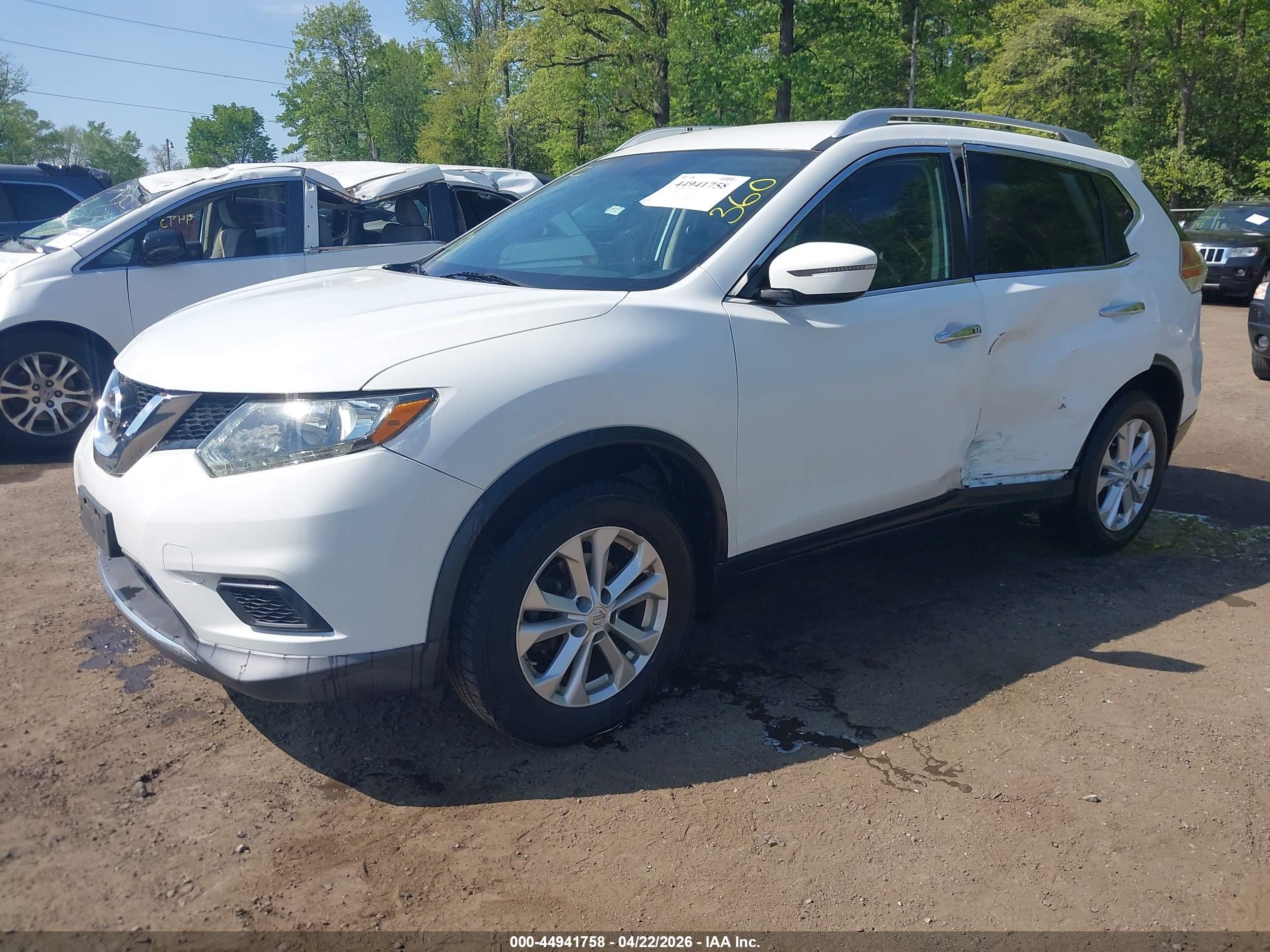 NISSAN ROGUE image 2
