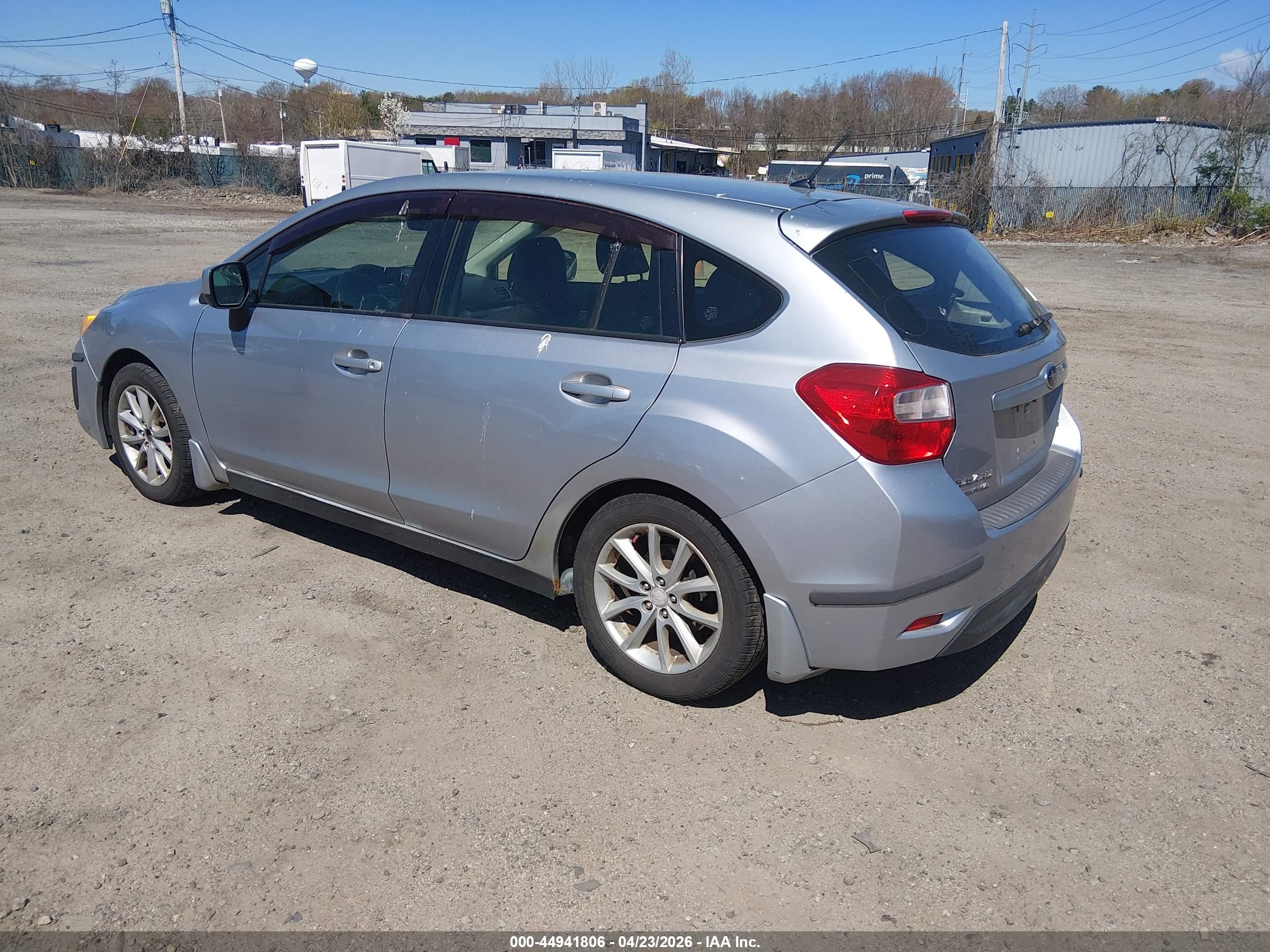 SUBARU IMPREZA image 3