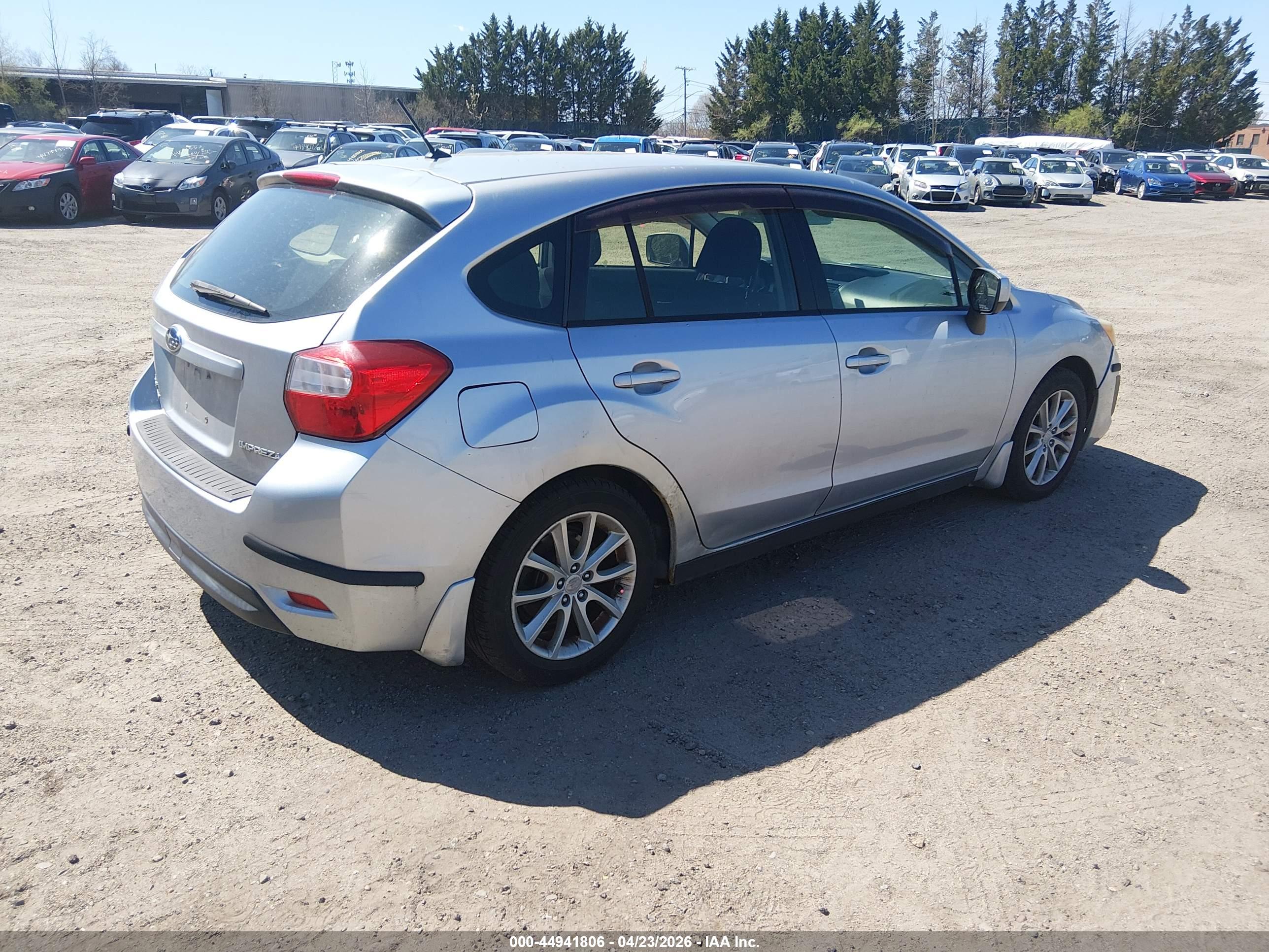SUBARU IMPREZA image 4