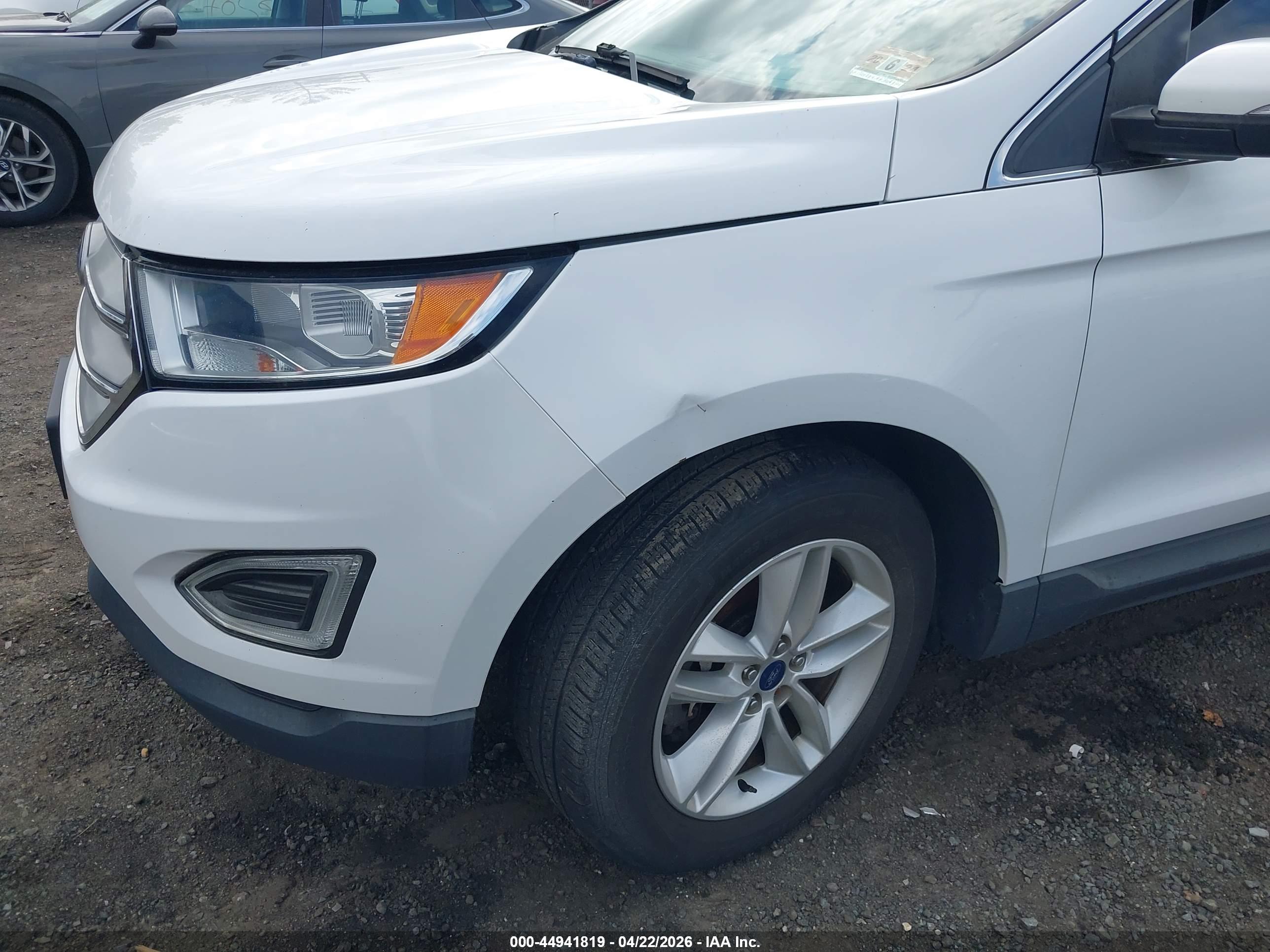 FORD EDGE image 6