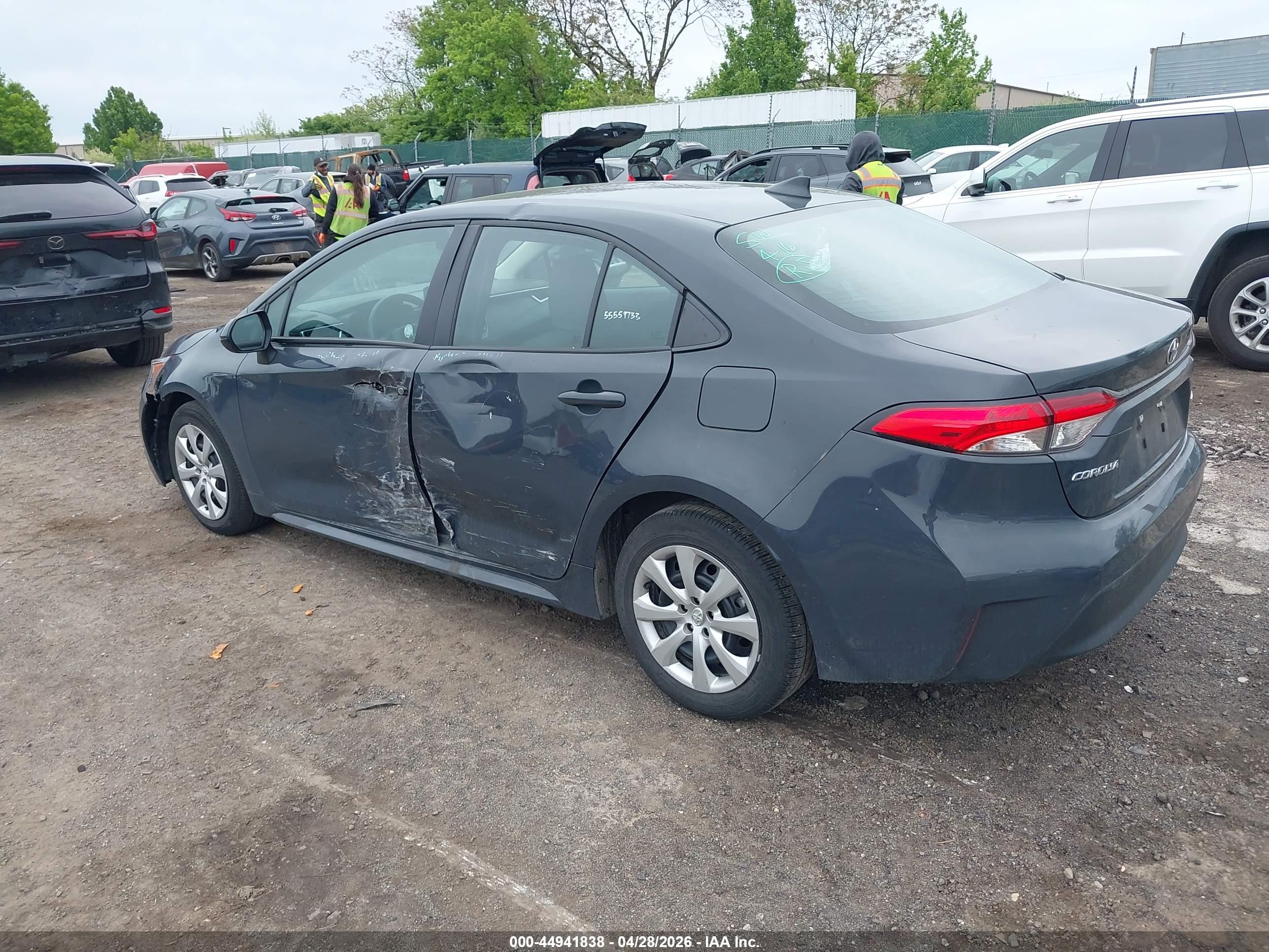 TOYOTA COROLLA image 3