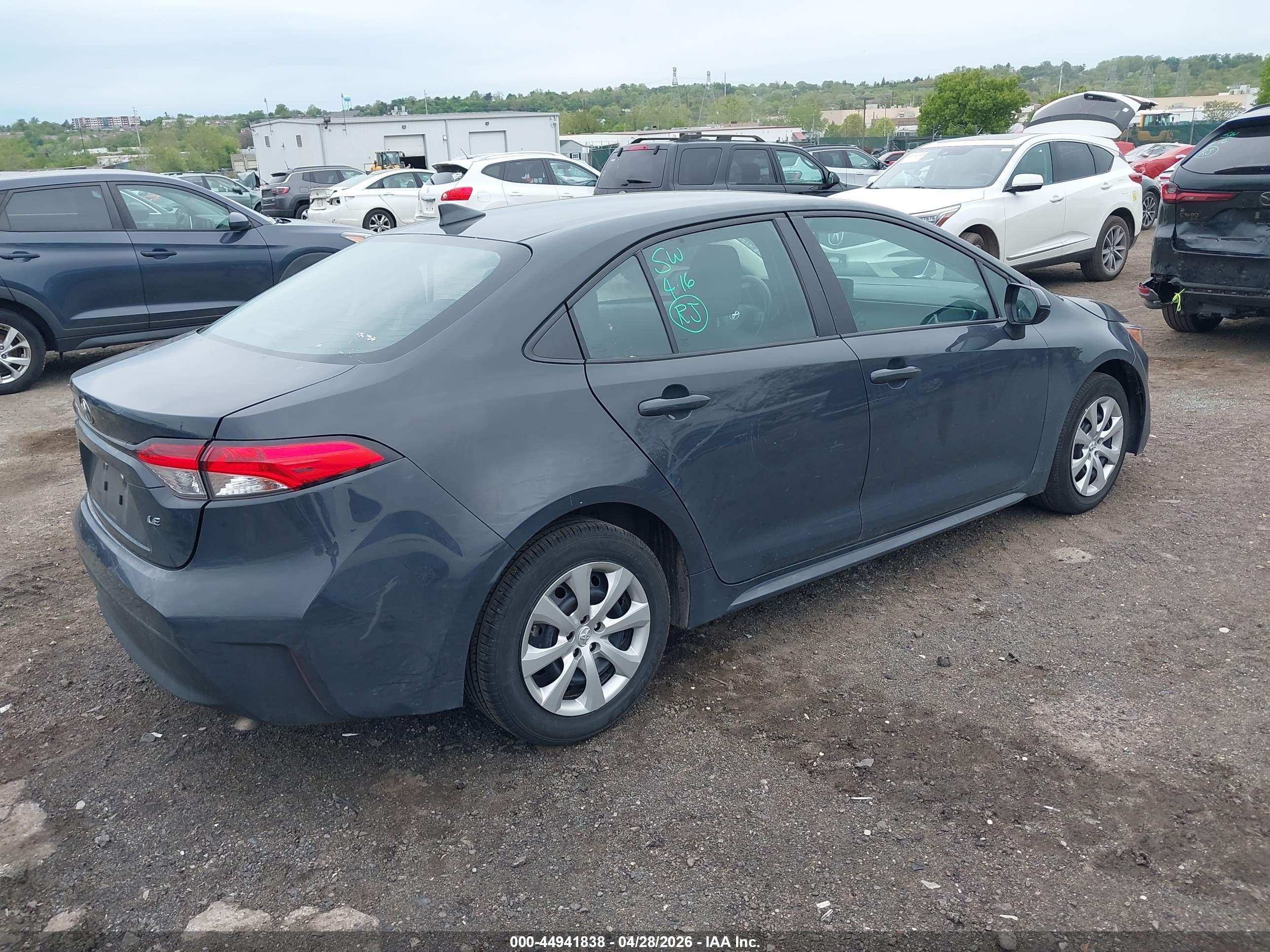 TOYOTA COROLLA image 4