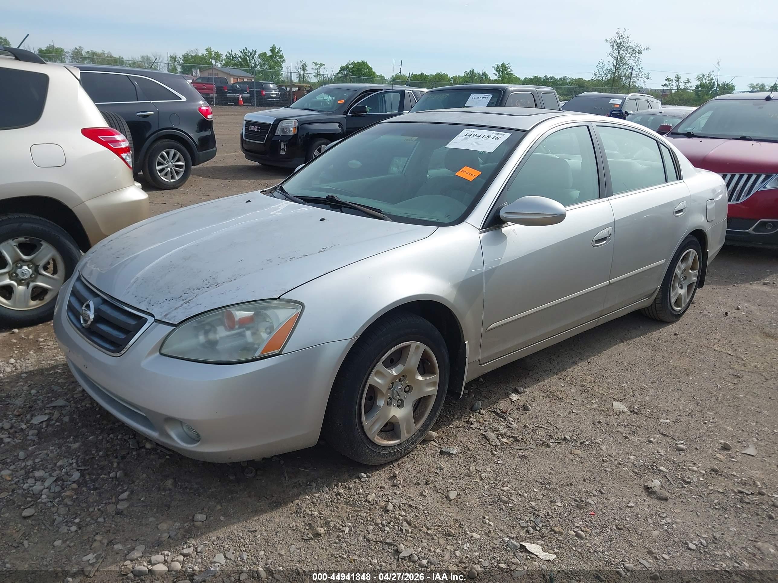 NISSAN ALTIMA image 2