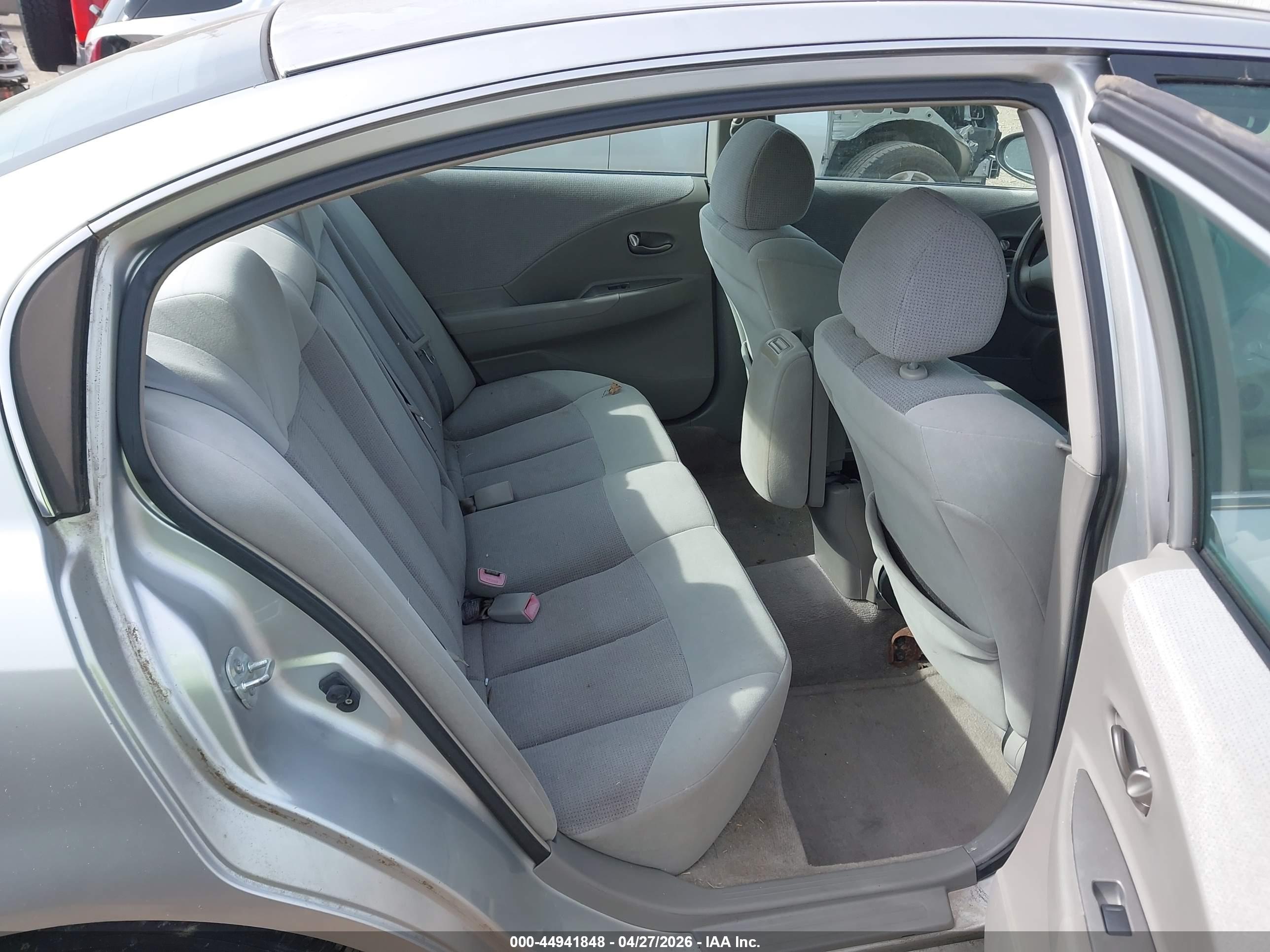 NISSAN ALTIMA image 8