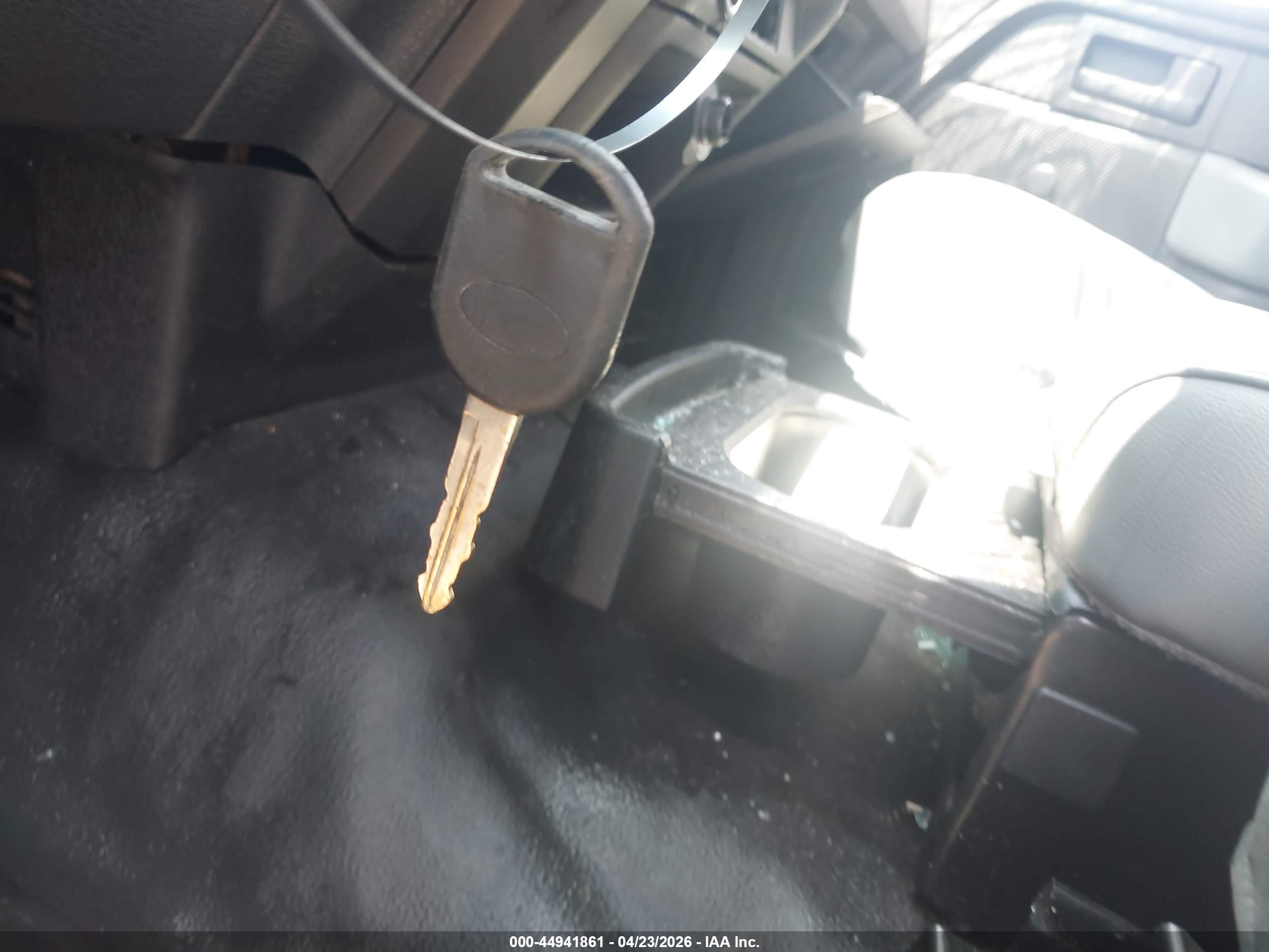 FORD F-150 image 11
