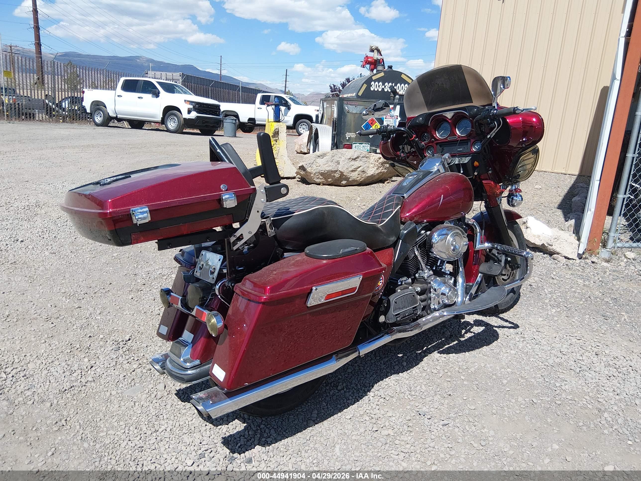 HARLEY-DAVIDSON FLHT image 4