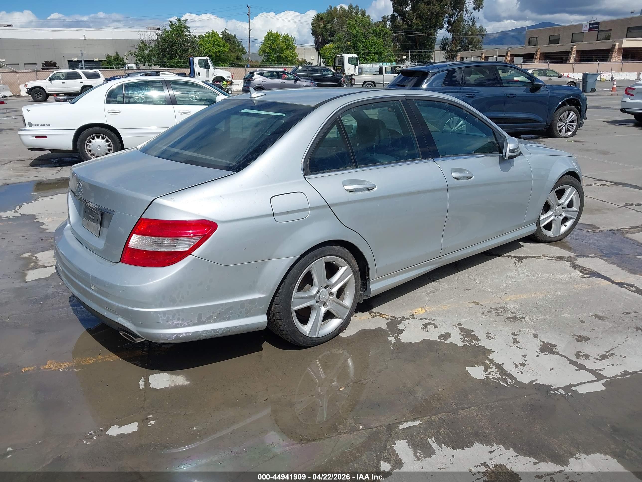 MERCEDES-BENZ C image 4