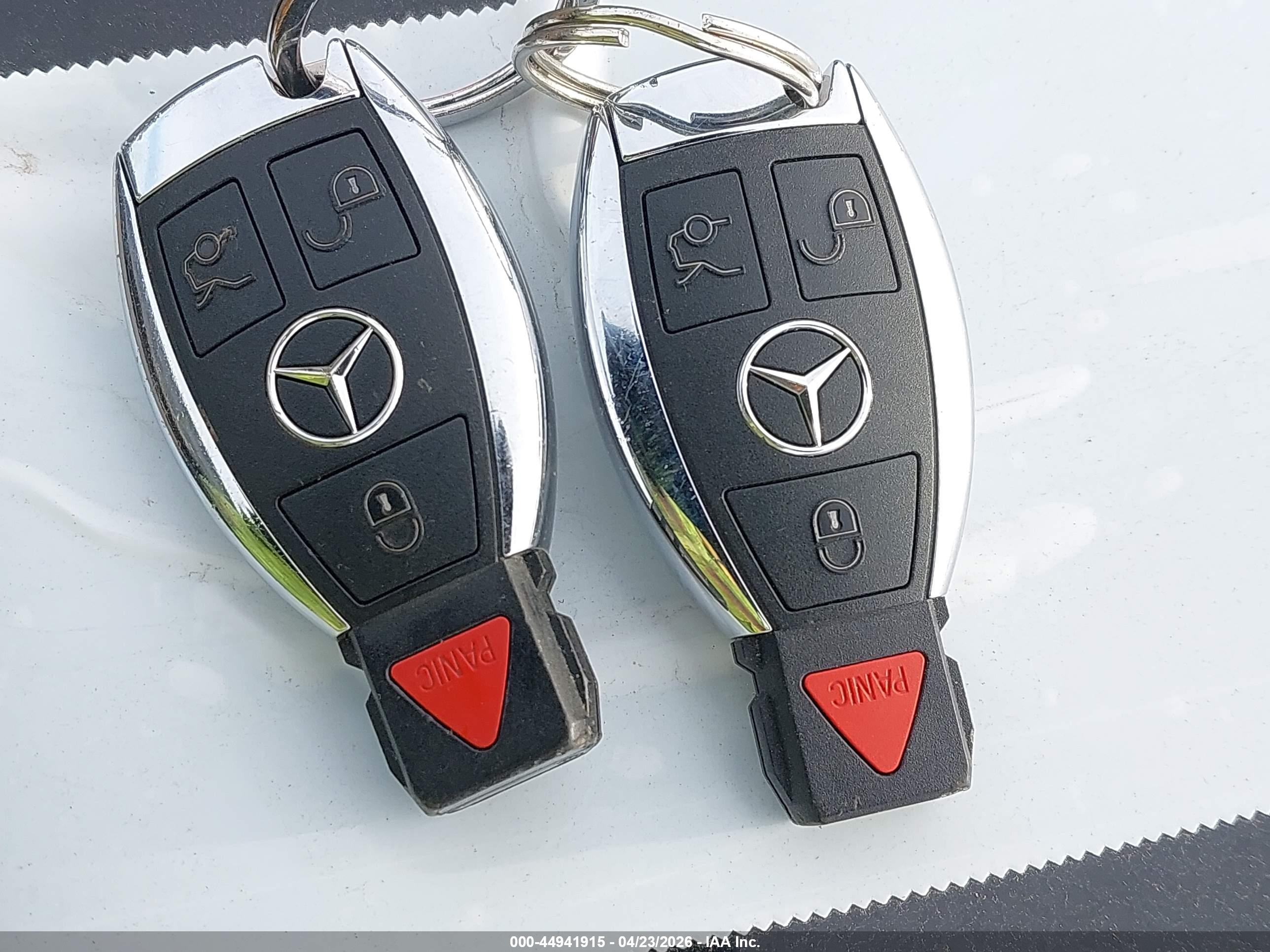 MERCEDES-BENZ GLC image 11