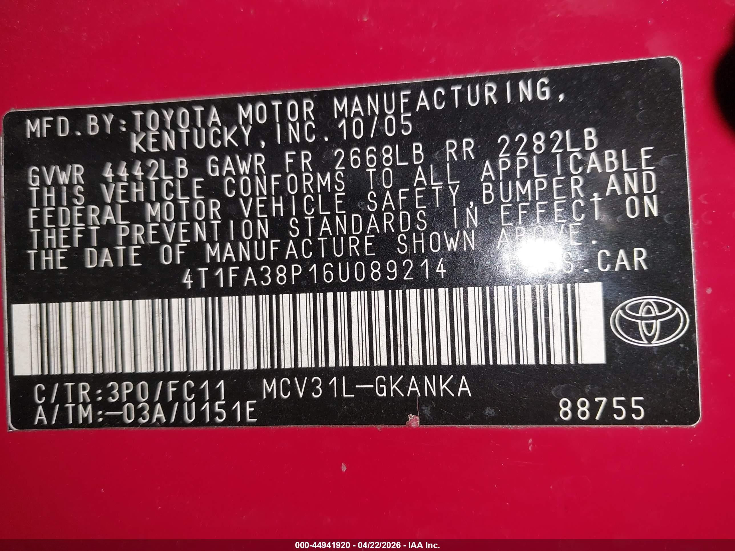 TOYOTA CAMRY image 9