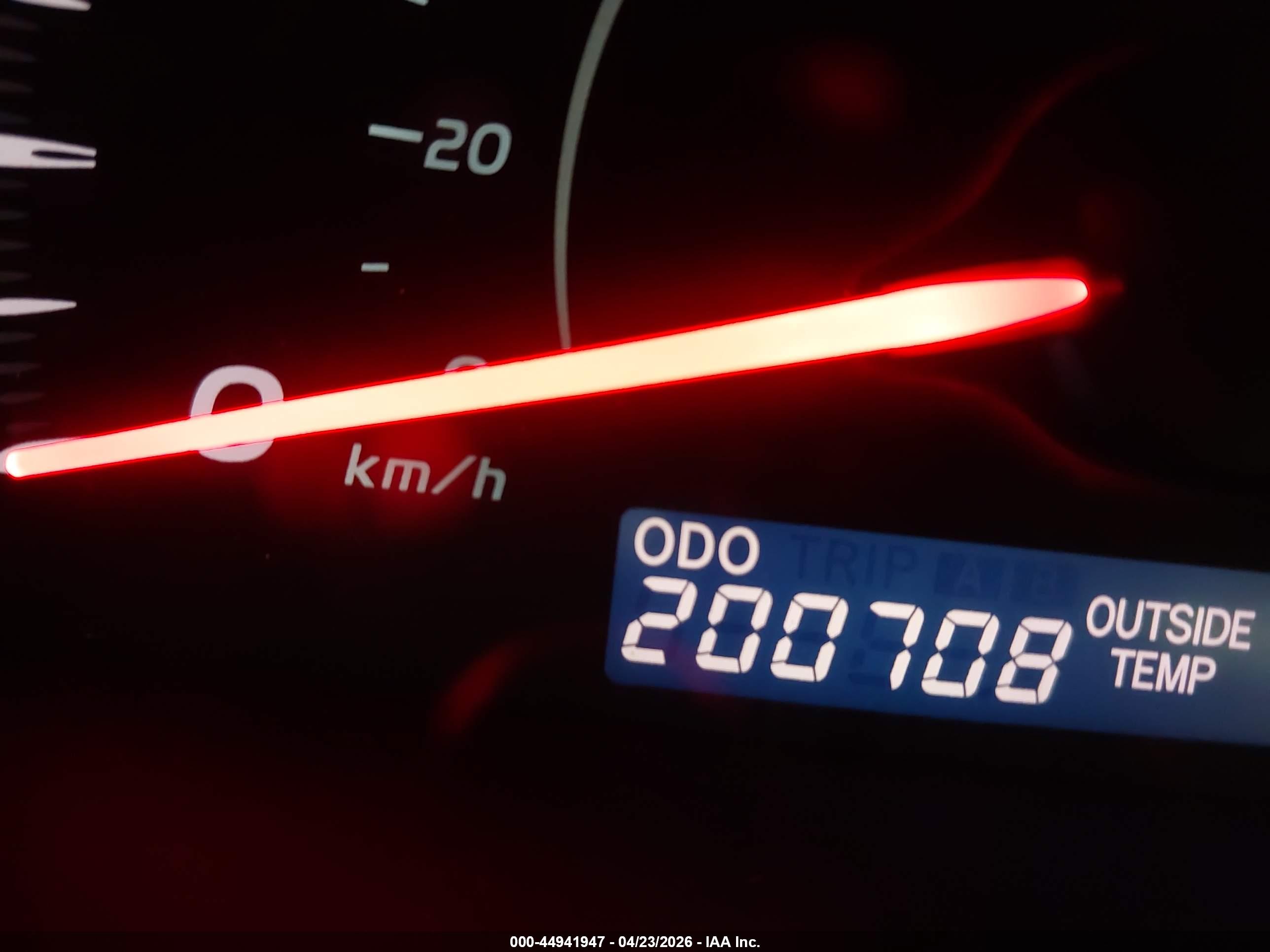 TOYOTA CAMRY image 7