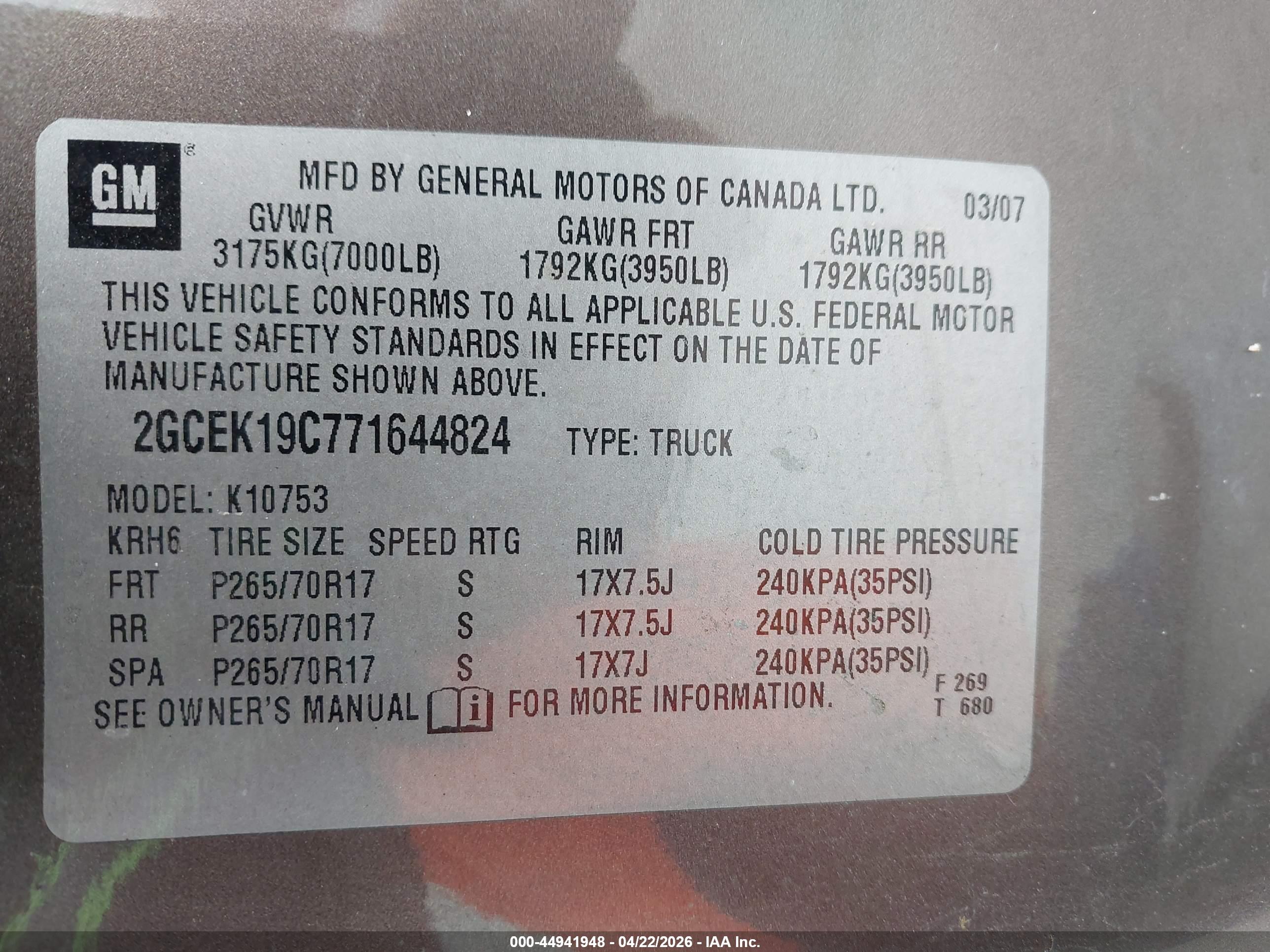CHEVROLET SILVERADO image 9