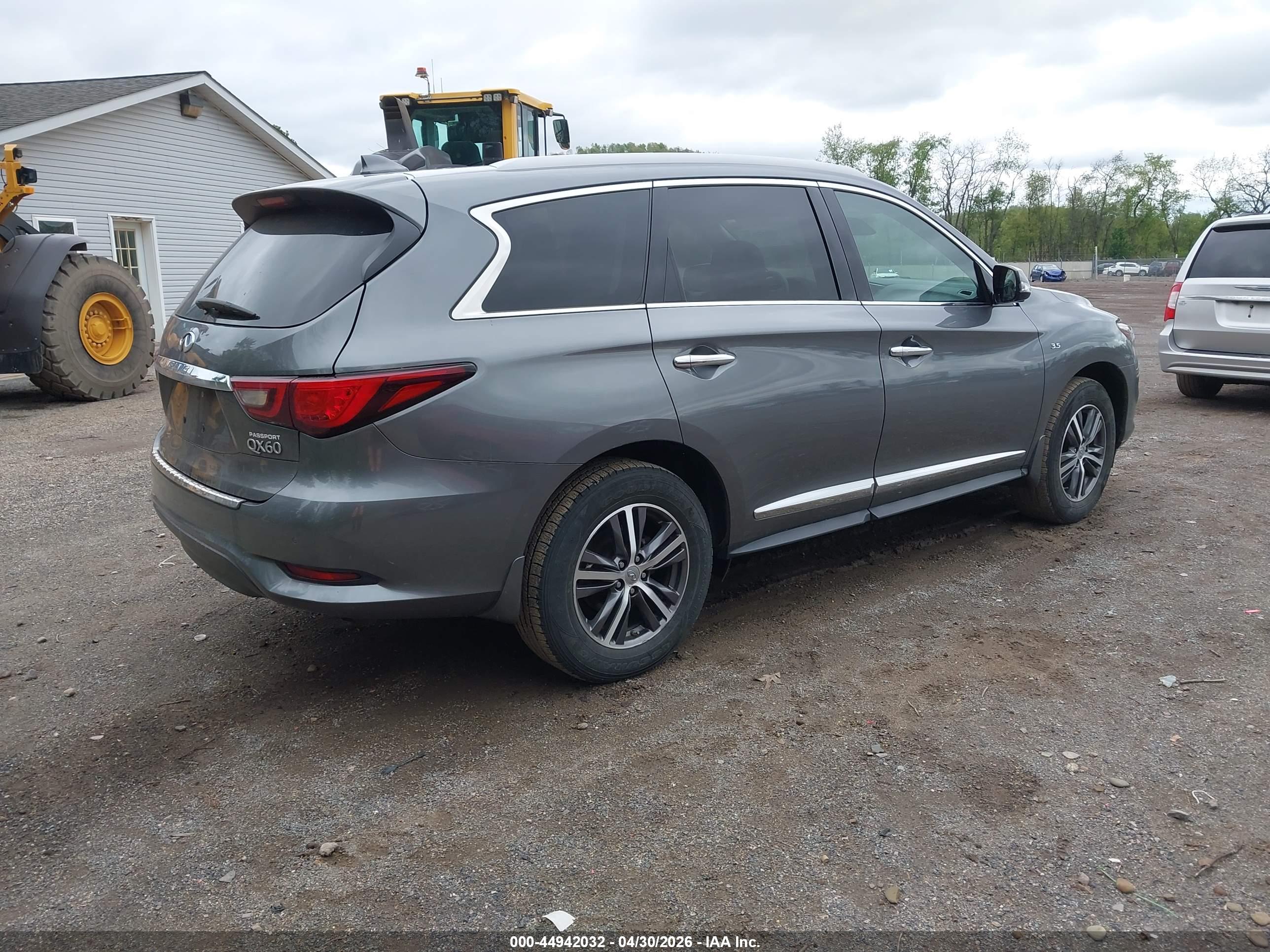 INFINITI QX60 image 4