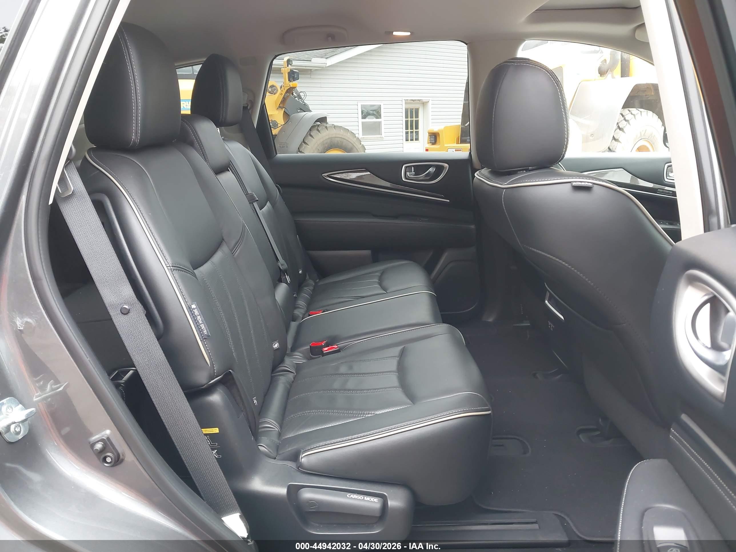INFINITI QX60 image 8