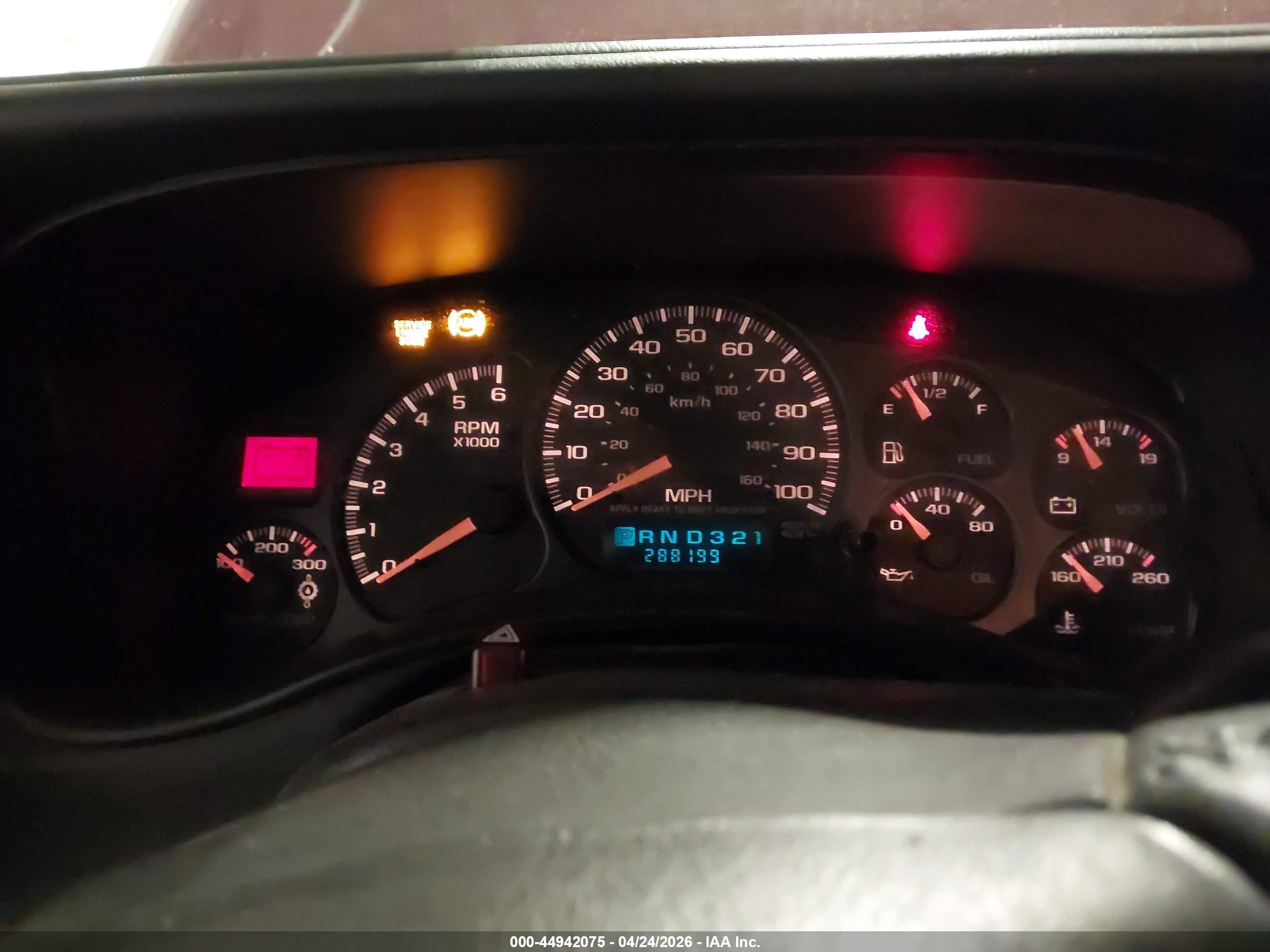 CHEVROLET SILVERADO image 7