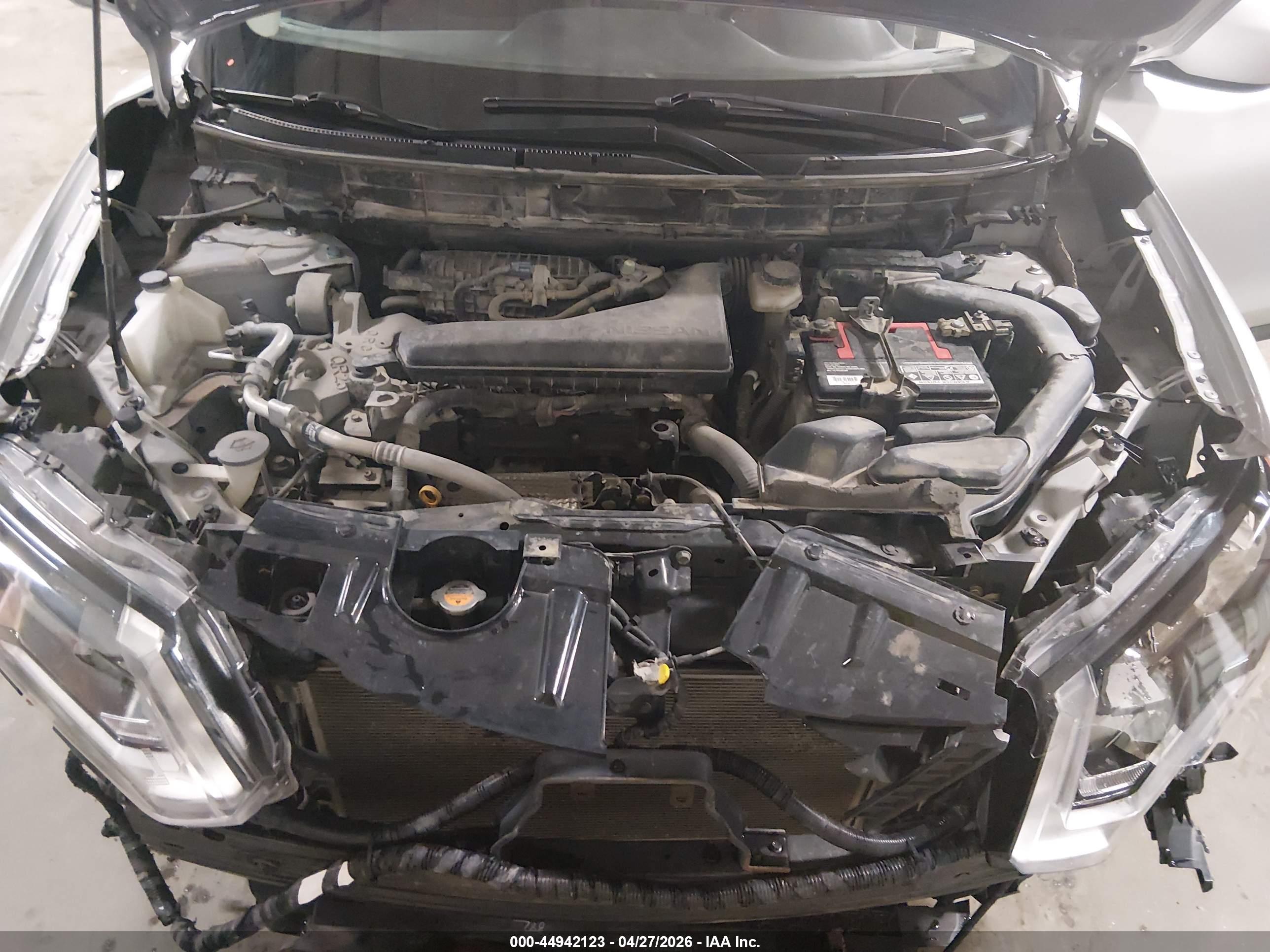NISSAN ROGUE image 10