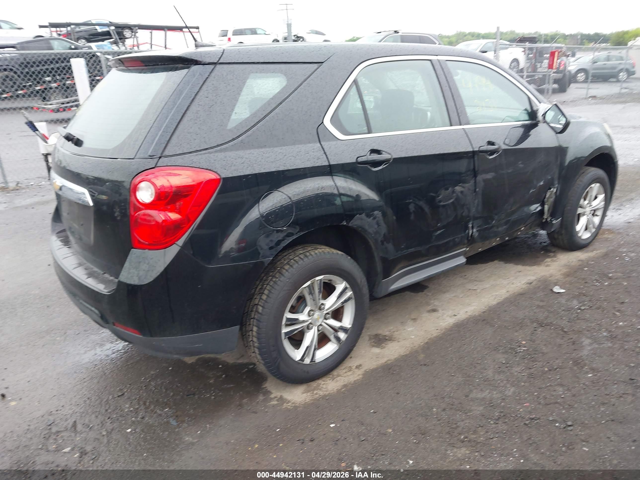 CHEVROLET EQUINOX image 4