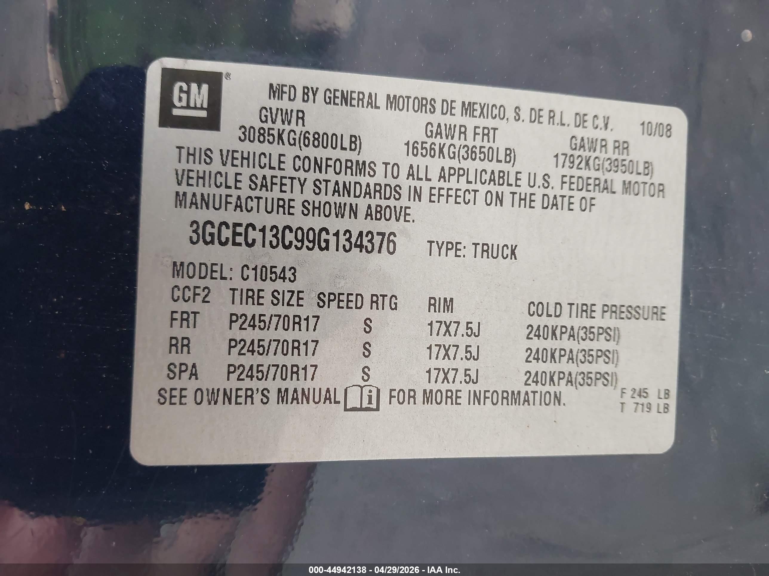 CHEVROLET SILVERADO image 9