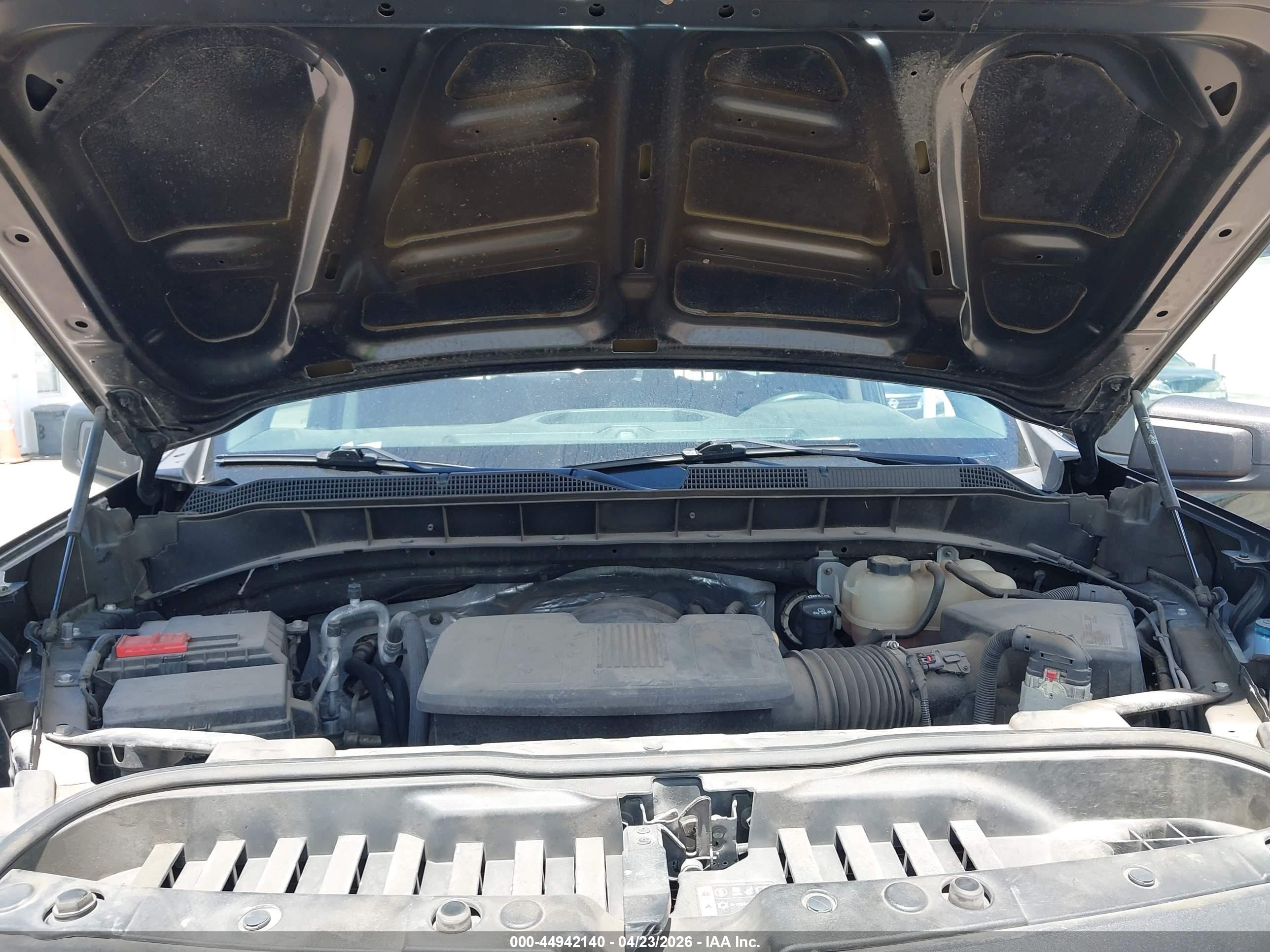 CHEVROLET SILVERADO image 10