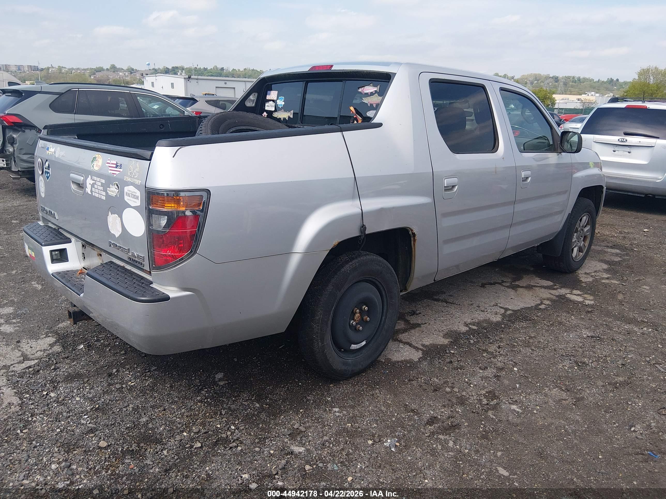 HONDA RIDGELINE image 4