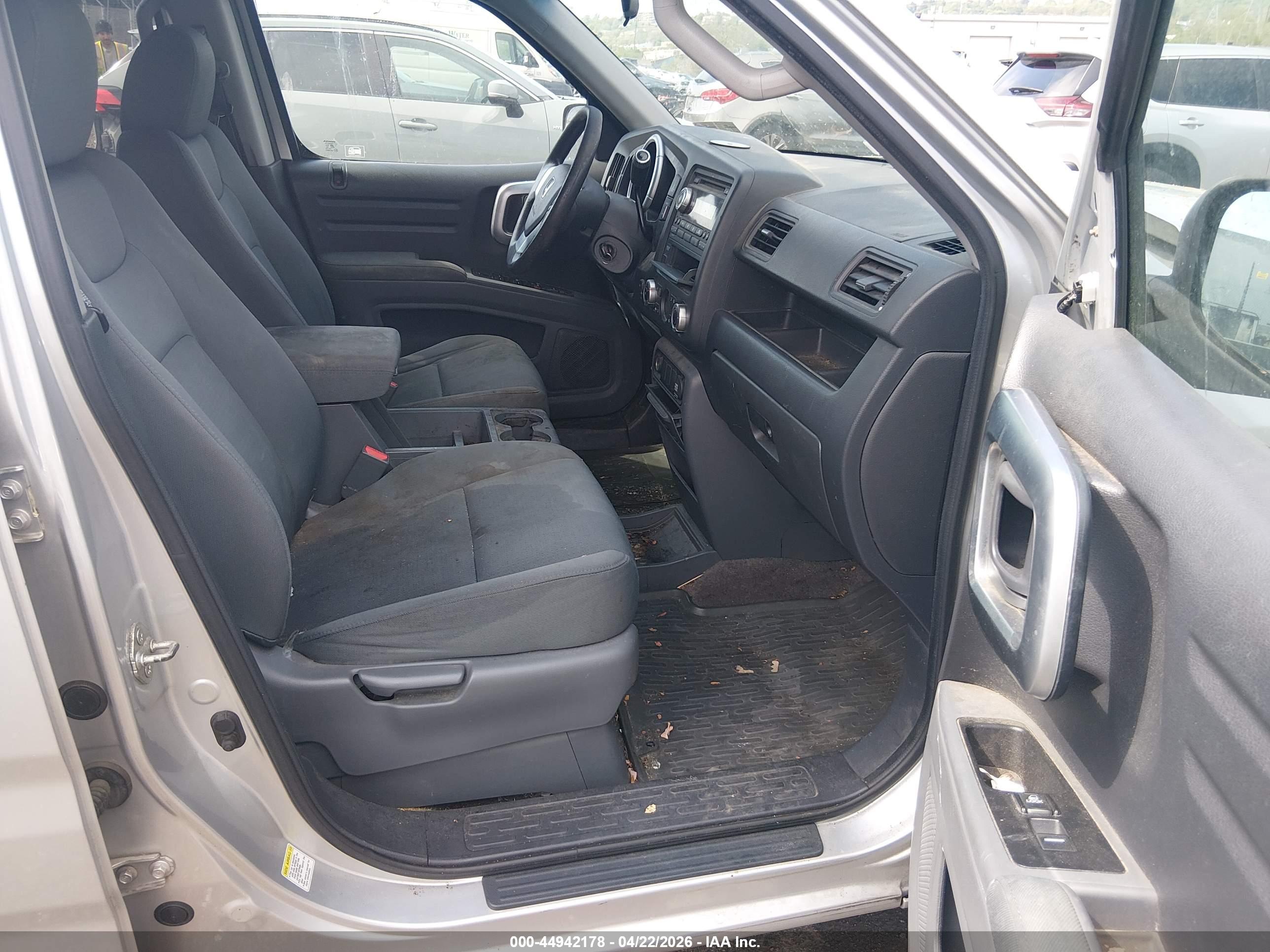 HONDA RIDGELINE image 5