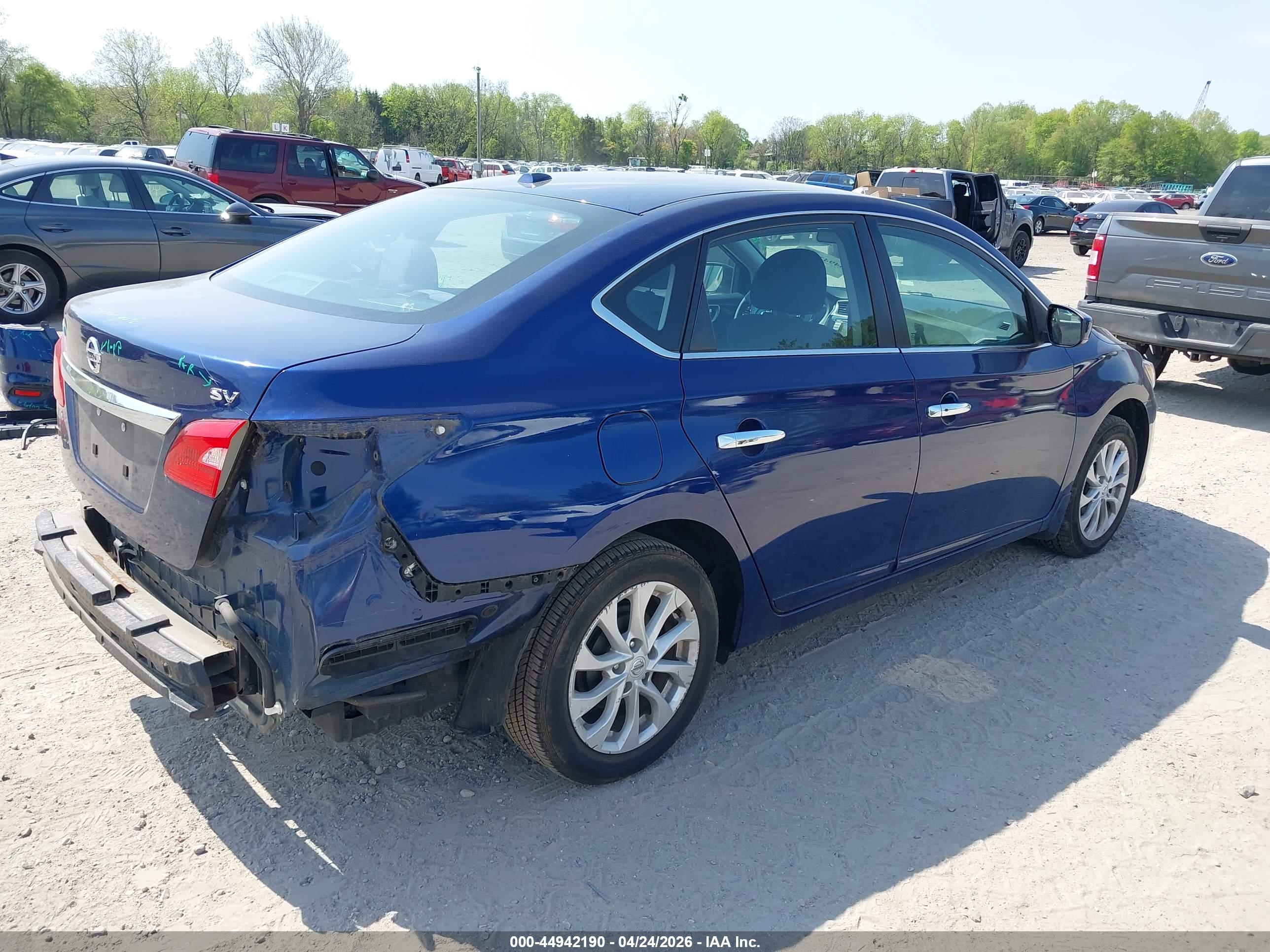 NISSAN SENTRA image 4