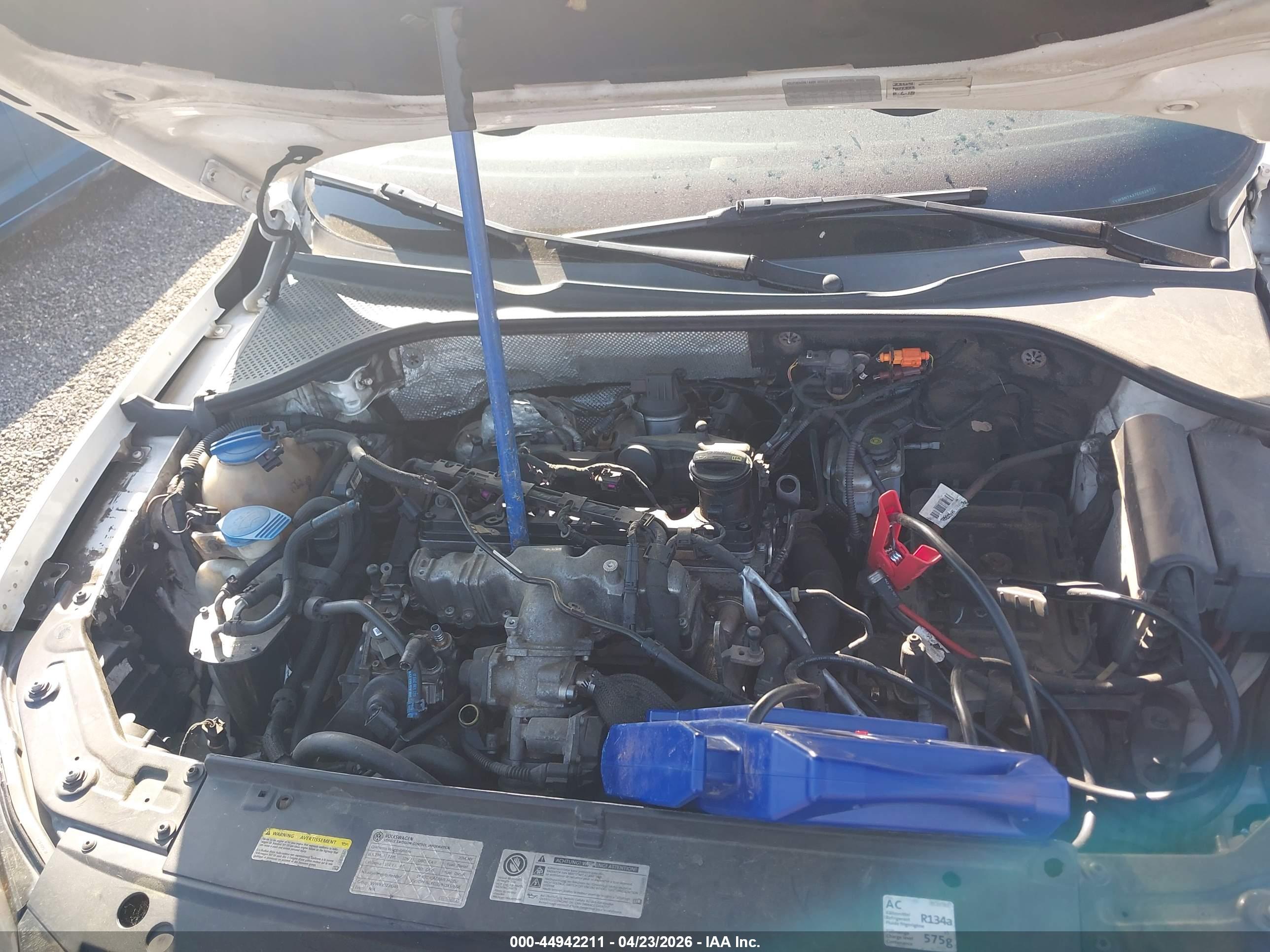 VOLKSWAGEN PASSAT image 6